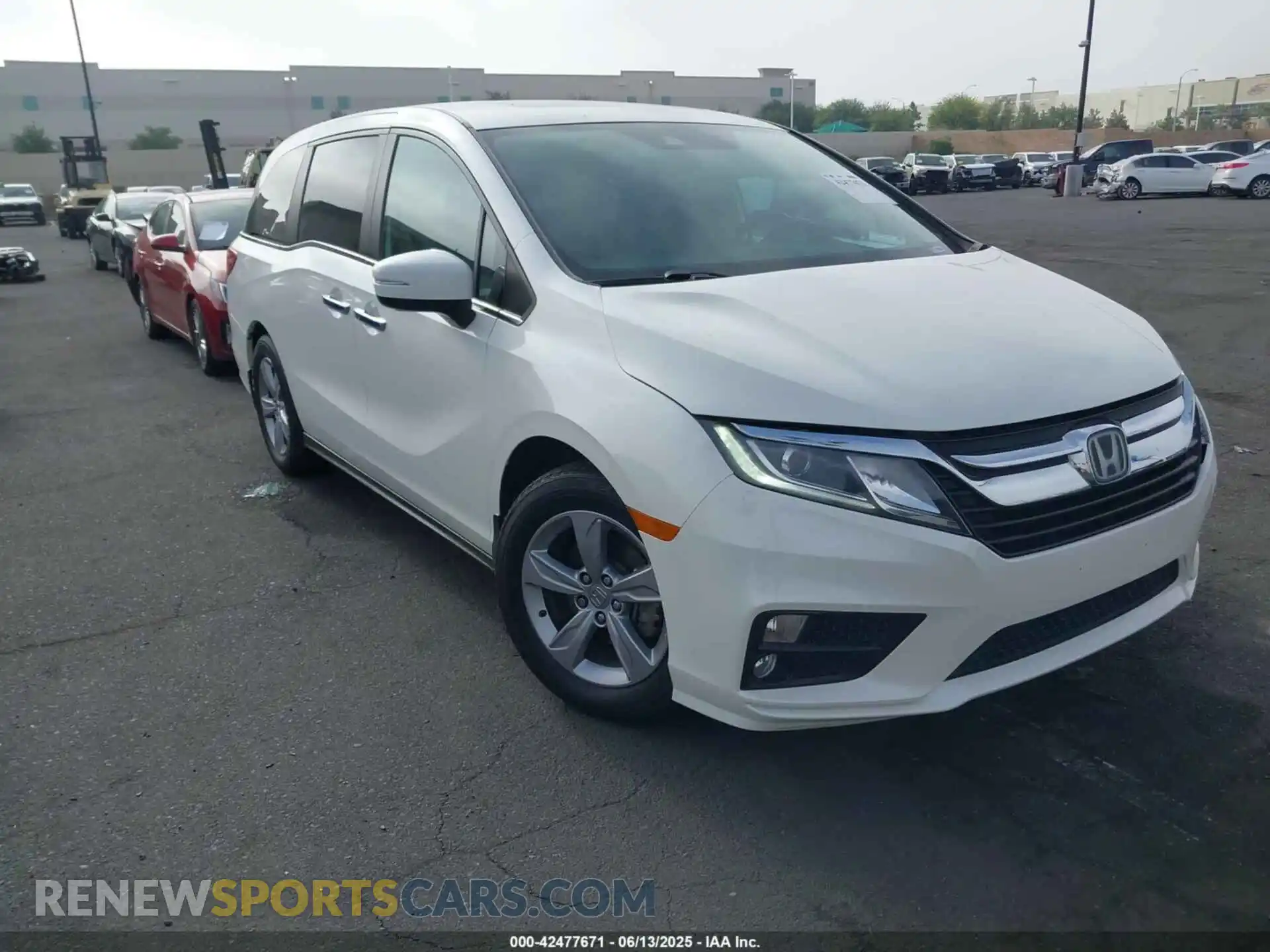 1 Фотография поврежденного автомобиля 5FNRL6H72KB083325 HONDA ODYSSEY 2019
