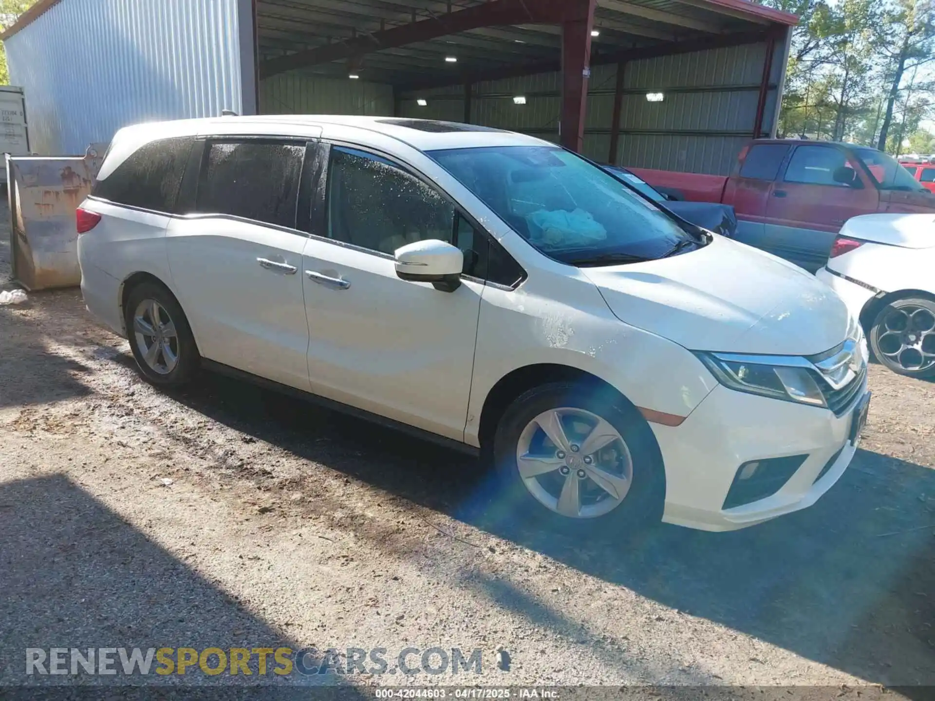 1 Фотография поврежденного автомобиля 5FNRL6H74KB015835 HONDA ODYSSEY 2019