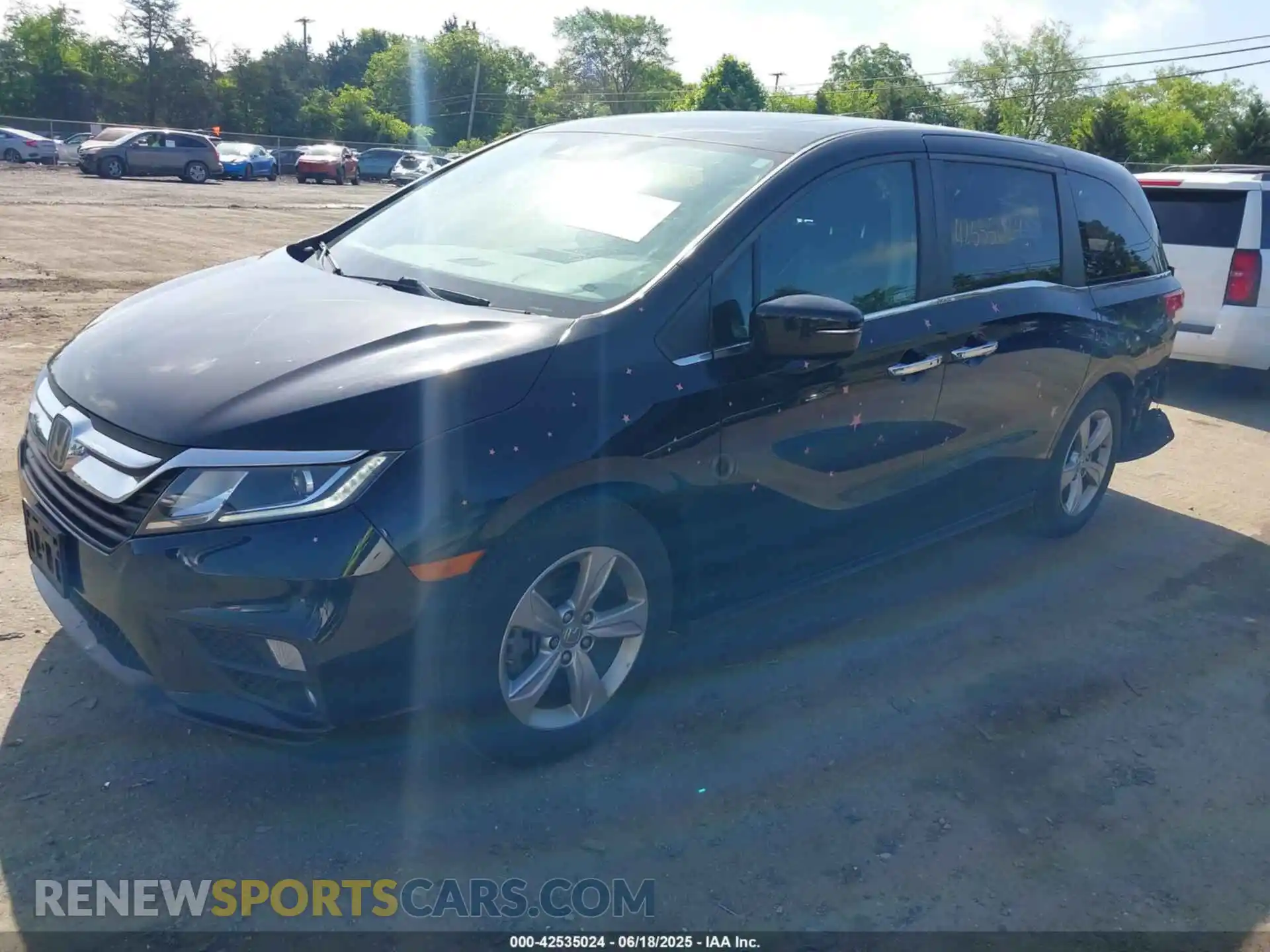 2 fotografías del automóvil dañado 5FNRL6H76KB132803 HONDA ODYSSEY 2019