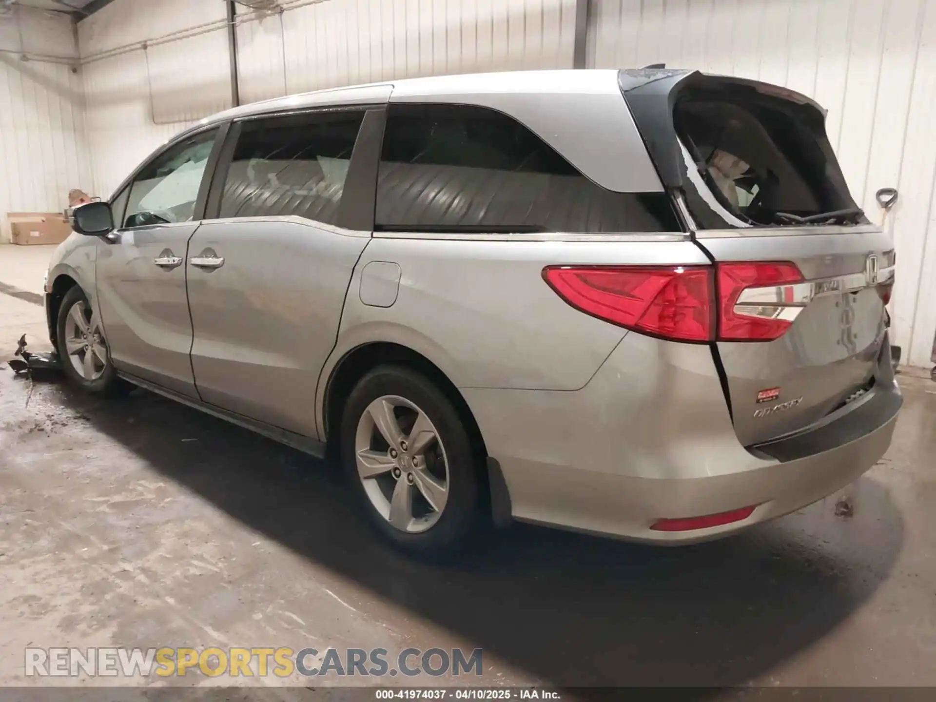 3 Photograph of a damaged car 5FNRL6H77KB123527 HONDA ODYSSEY 2019