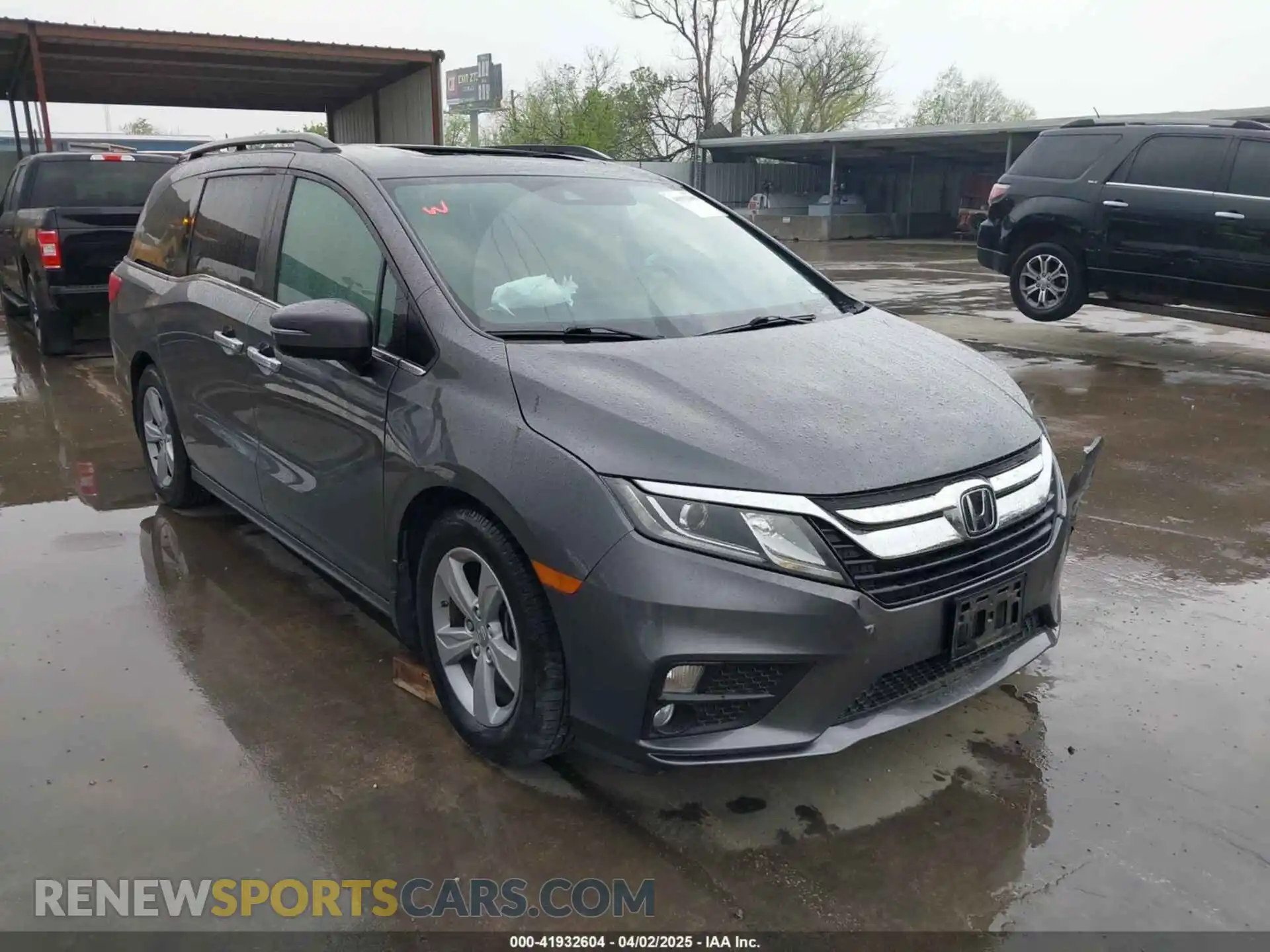 1 Photograph of a damaged car 5FNRL6H78KB134200 HONDA ODYSSEY 2019