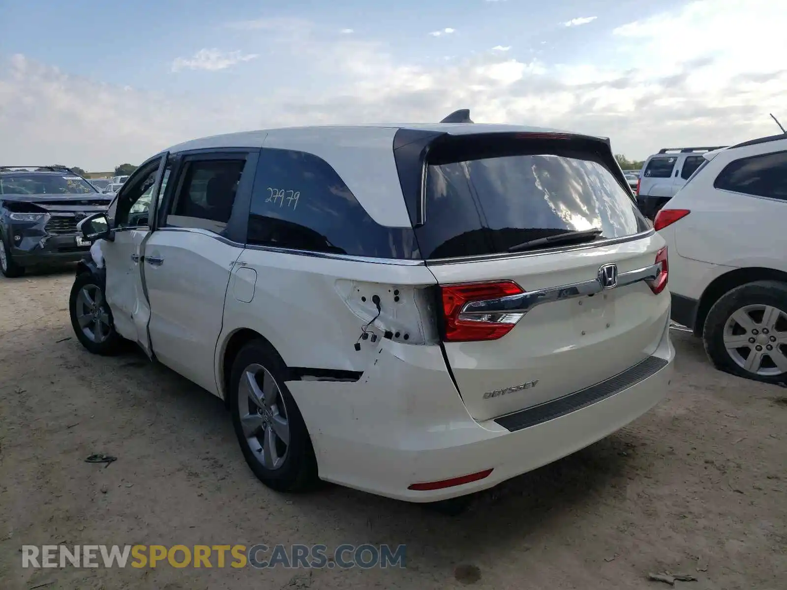 3 fotografías del automóvil dañado 5FNRL6H7XKB036494 HONDA ODYSSEY 2019