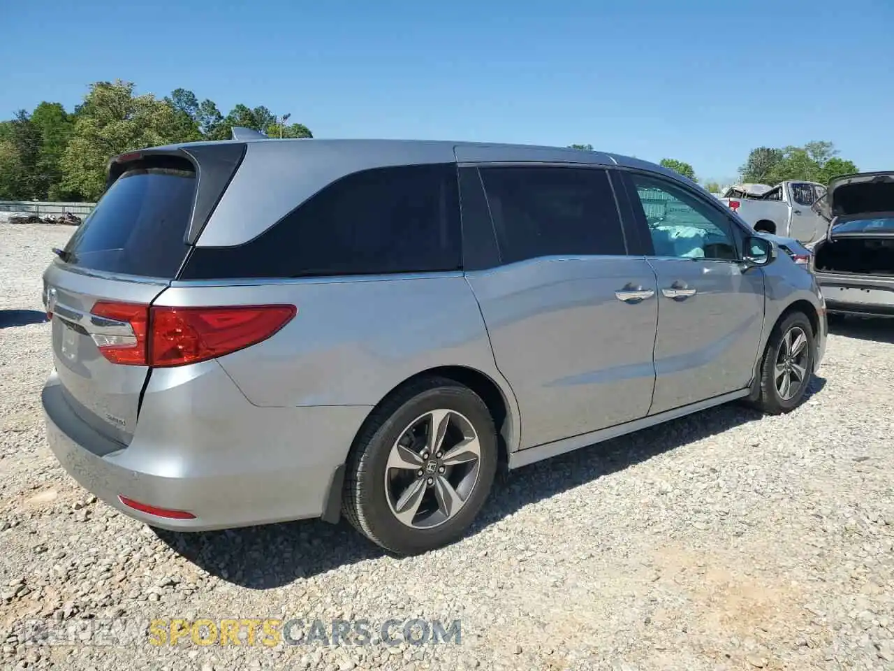 3 Photograph of a damaged car 5FNRL6H86KB061658 HONDA ODYSSEY 2019