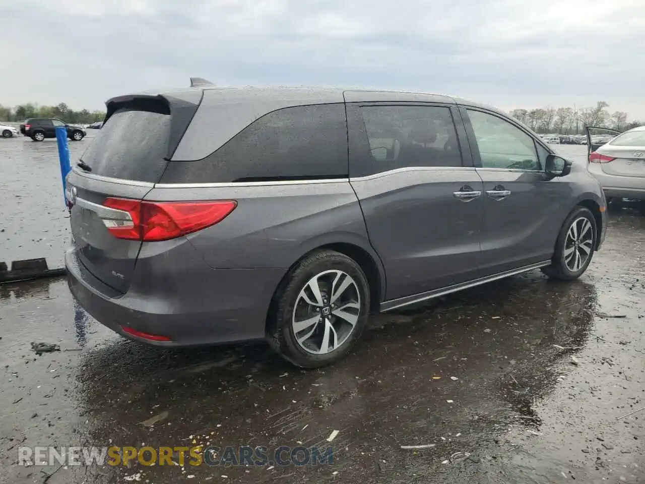 3 Photograph of a damaged car 5FNRL6H90KB024713 HONDA ODYSSEY 2019