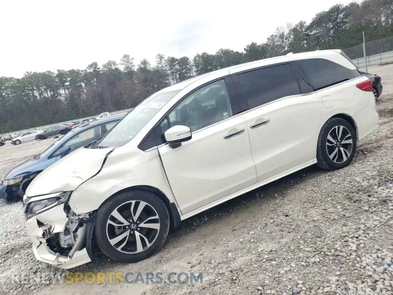 1 Photograph of a damaged car 5FNRL6H90KB104836 HONDA ODYSSEY 2019