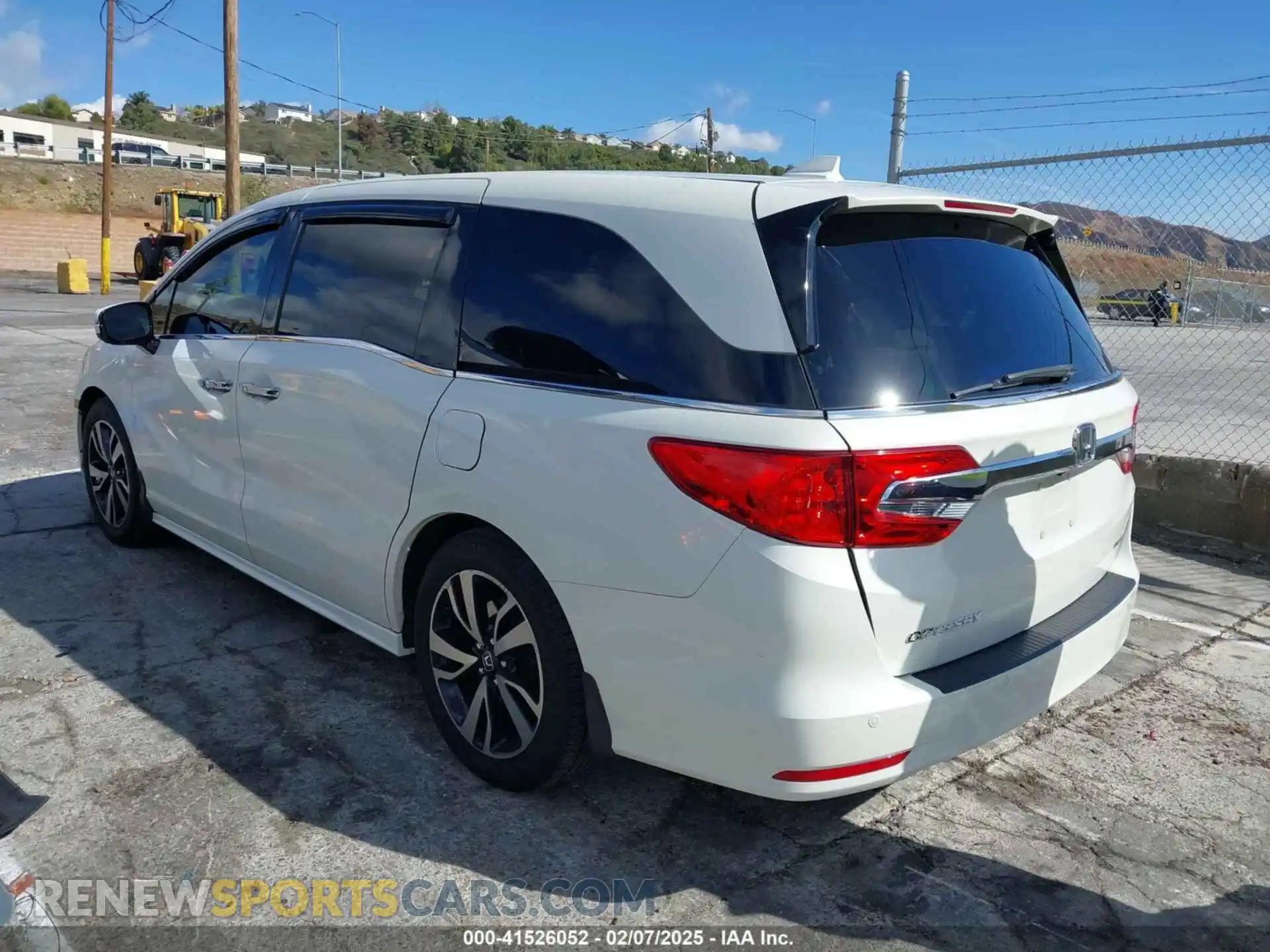 3 Photograph of a damaged car 5FNRL6H91KB105655 HONDA ODYSSEY 2019