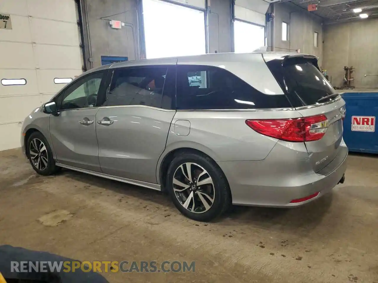 2 fotografías del automóvil dañado 5FNRL6H92KB096240 HONDA ODYSSEY 2019