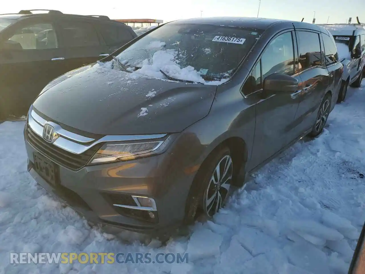 1 Photograph of a damaged car 5FNRL6H93KB114051 HONDA ODYSSEY 2019