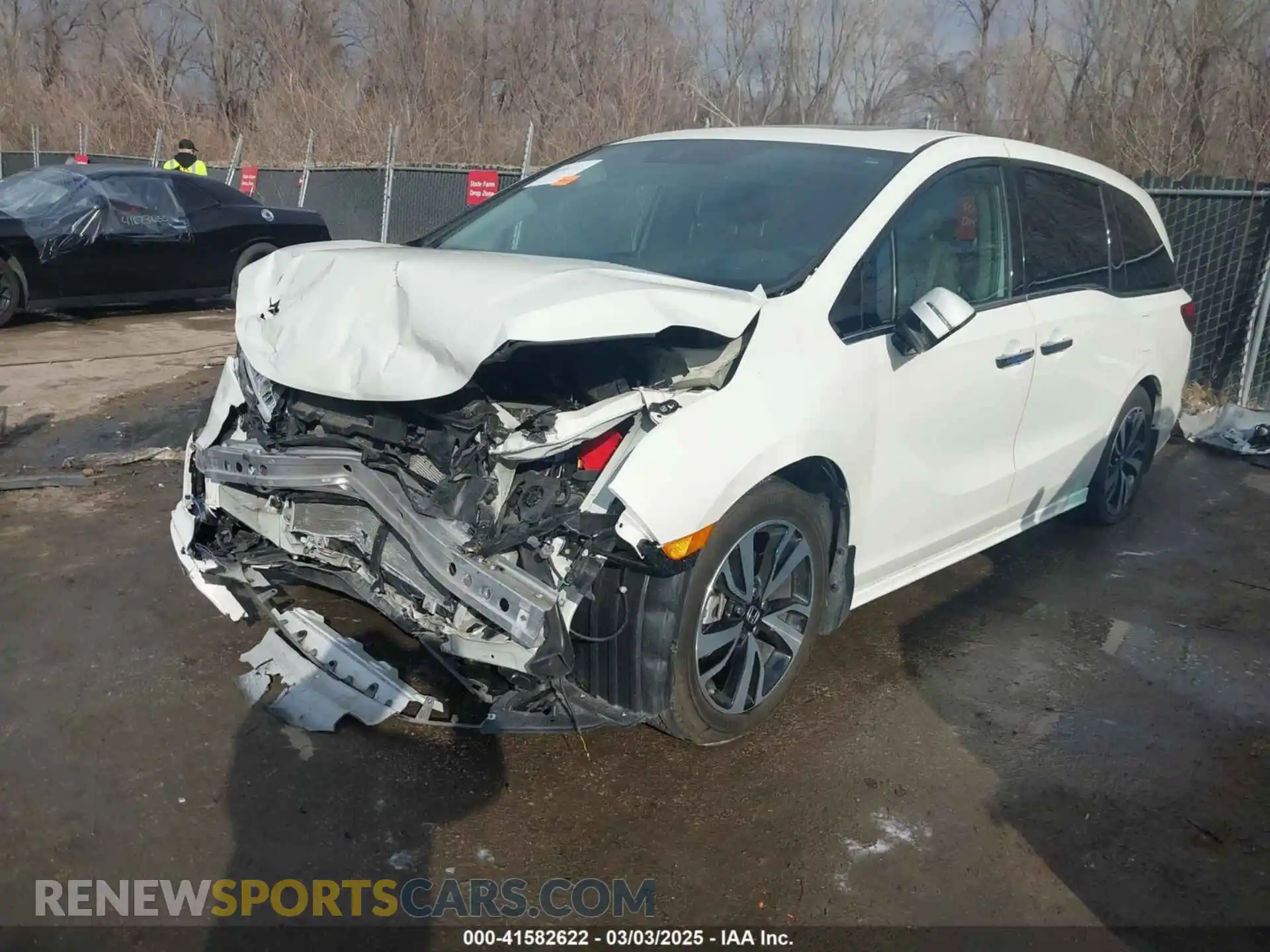 2 Photograph of a damaged car 5FNRL6H93KB117922 HONDA ODYSSEY 2019