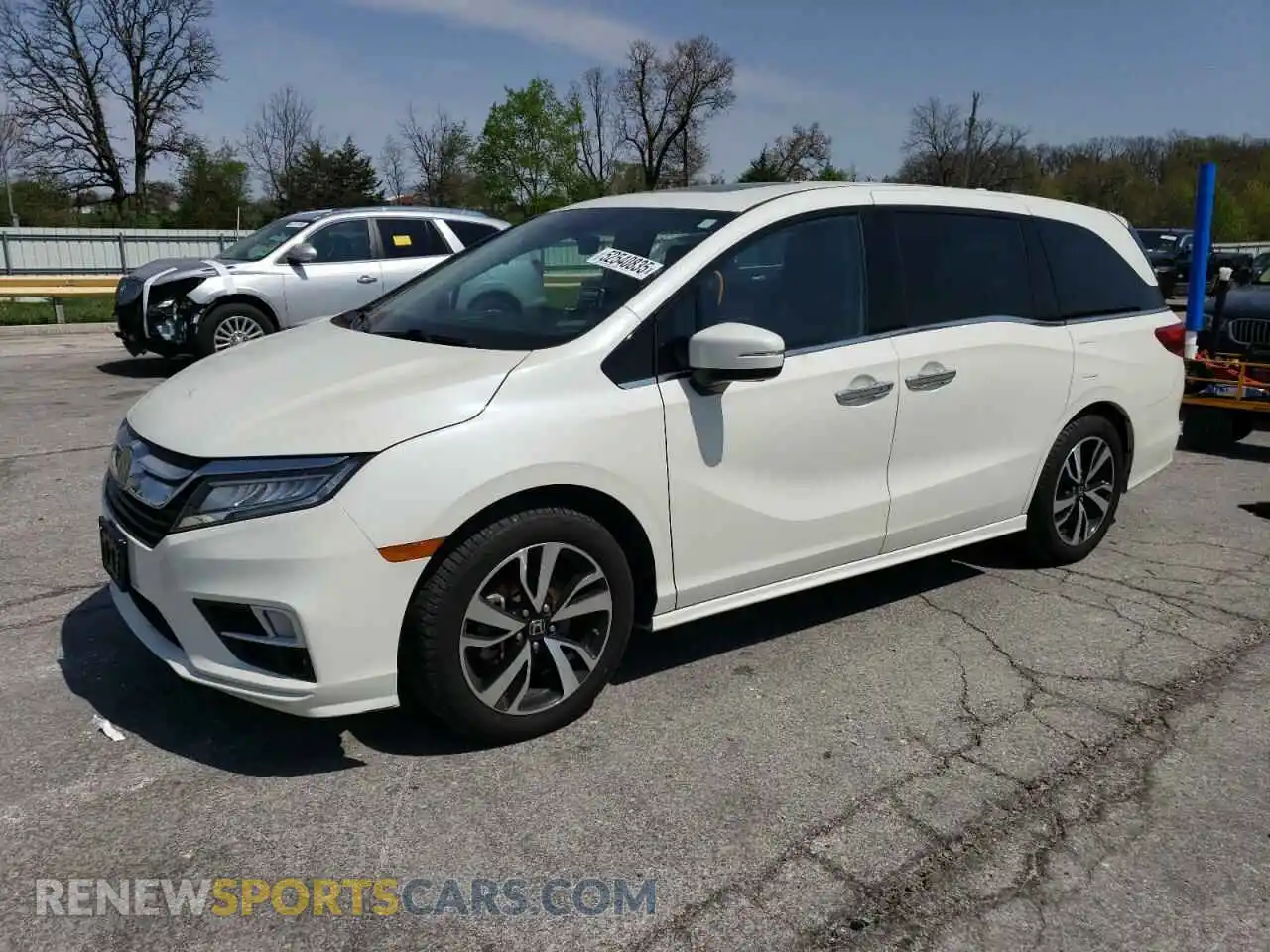 1 Photograph of a damaged car 5FNRL6H94KB067337 HONDA ODYSSEY 2019