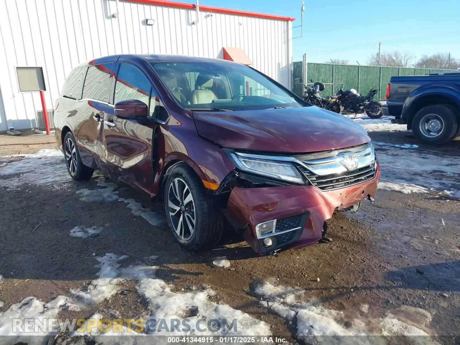 1 Photograph of a damaged car 5FNRL6H99KB074154 HONDA ODYSSEY 2019