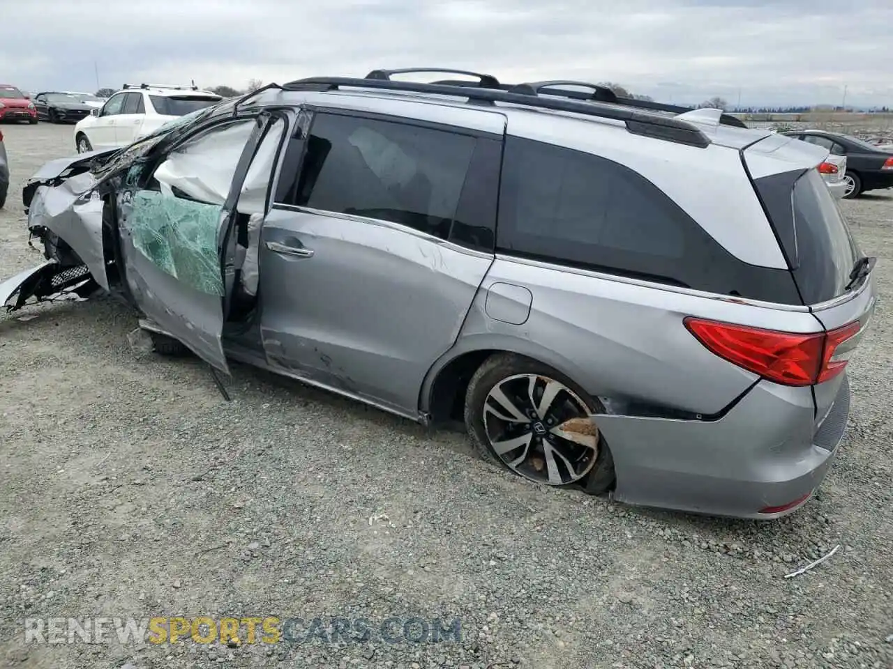 2 Photograph of a damaged car 5FNRL6H9XKB000581 HONDA ODYSSEY 2019