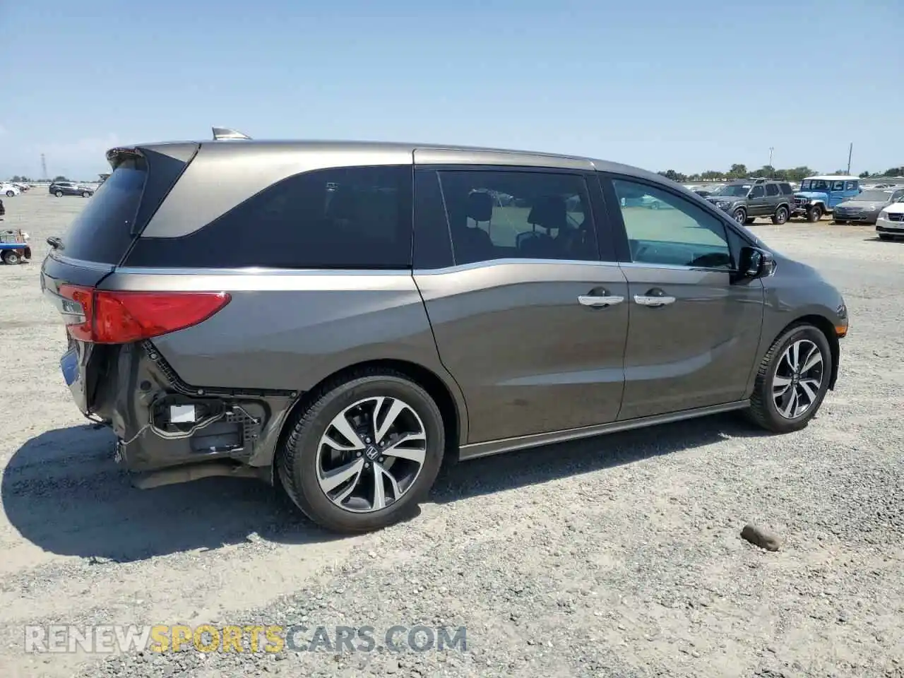 3 fotografías del automóvil dañado 5FNRL6H9XKB060537 HONDA ODYSSEY 2019