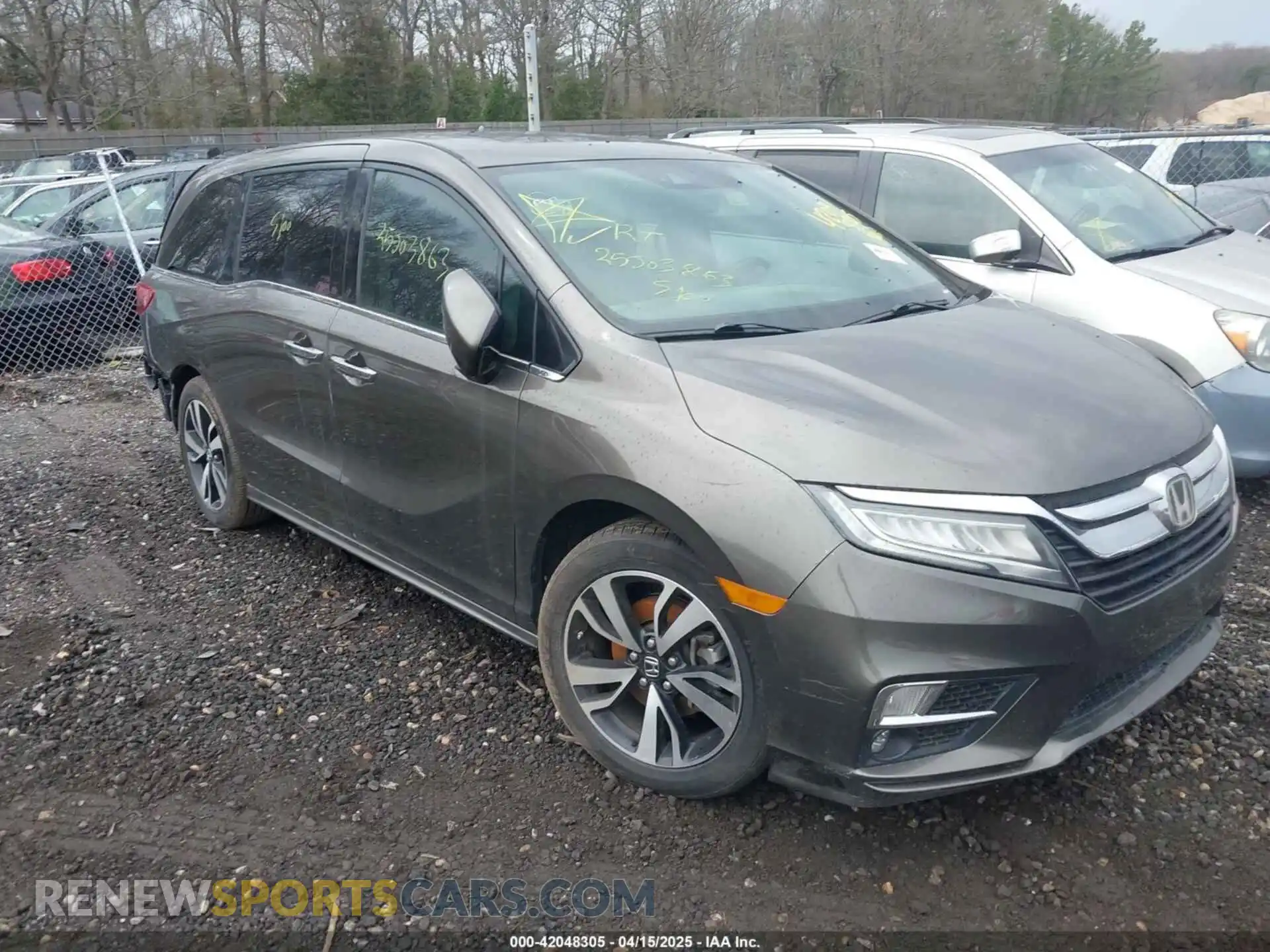 1 Photograph of a damaged car 5FNRL6H9XKB088029 HONDA ODYSSEY 2019