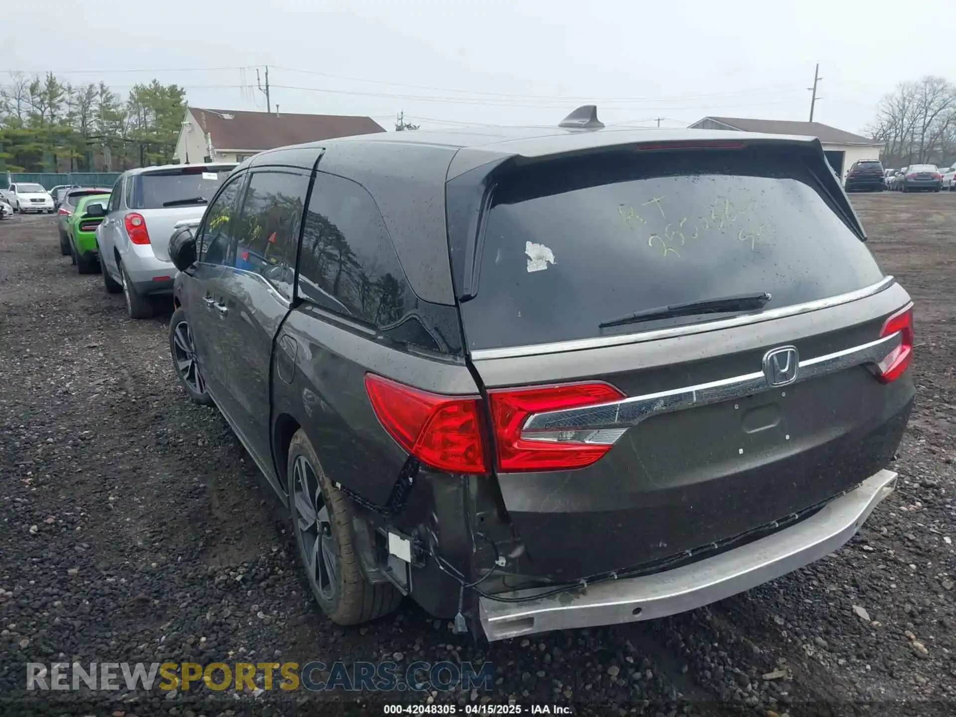 3 Photograph of a damaged car 5FNRL6H9XKB088029 HONDA ODYSSEY 2019