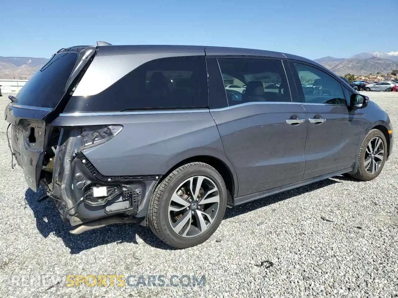 3 Photograph of a damaged car 5FNRL6H9XKB105184 HONDA ODYSSEY 2019