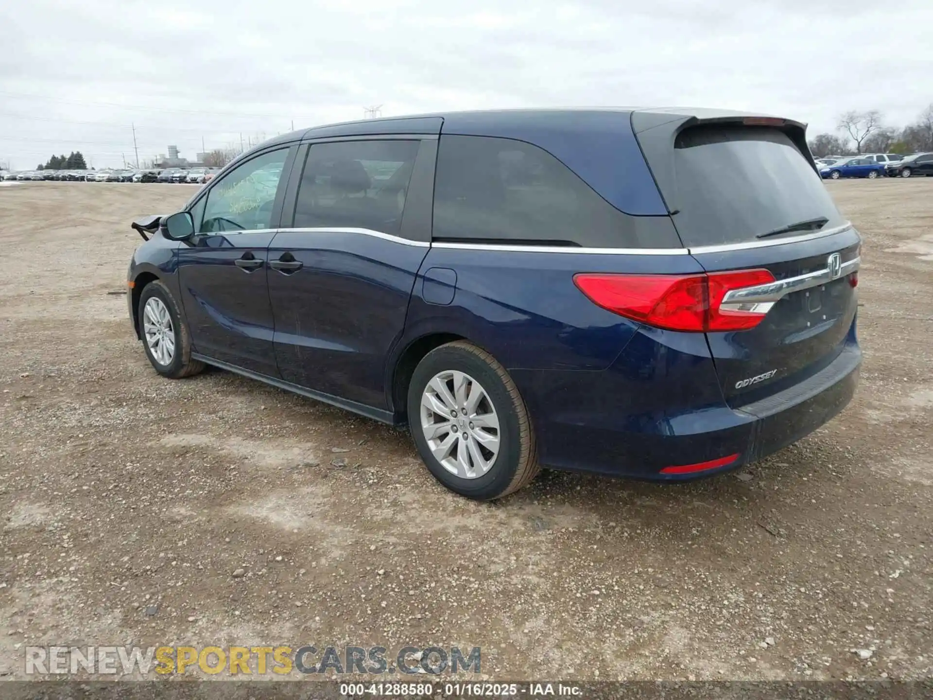3 Photograph of a damaged car 5FNRL6H2XLB040860 HONDA ODYSSEY 2020