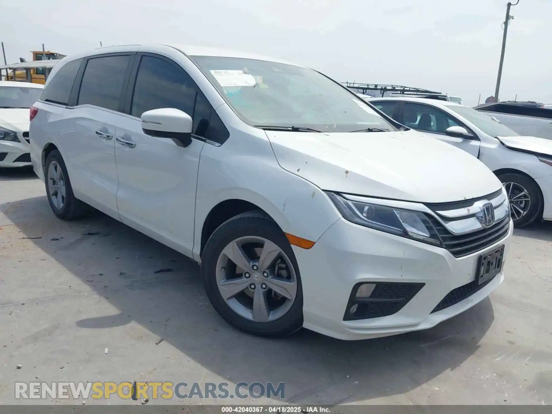 1 Photograph of a damaged car 5FNRL6H58LB062074 HONDA ODYSSEY 2020