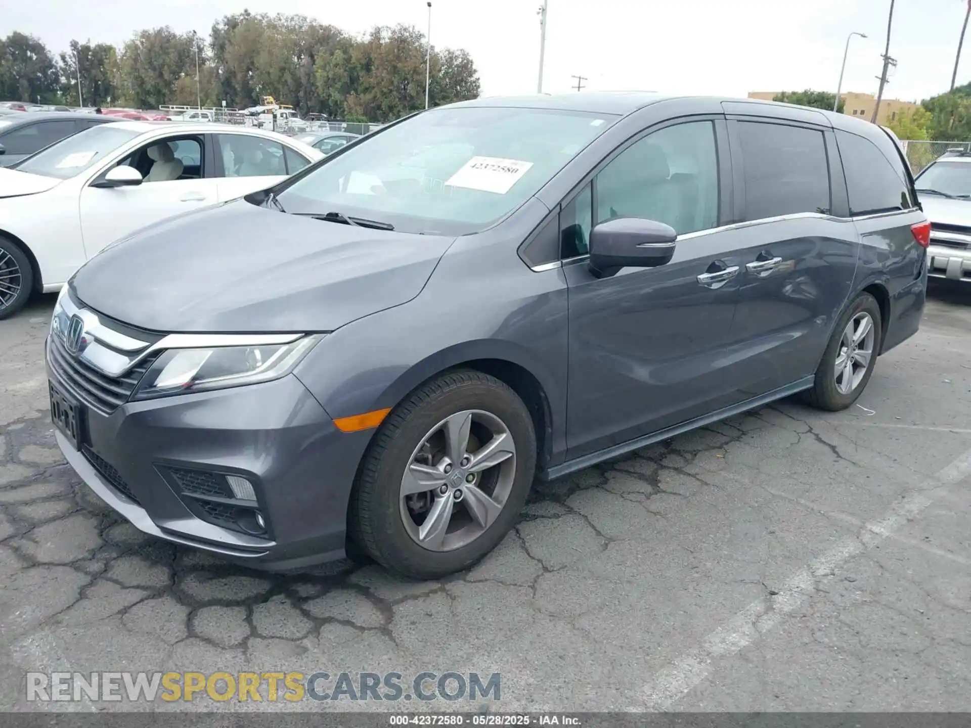 2 Photograph of a damaged car 5FNRL6H71LB035476 HONDA ODYSSEY 2020