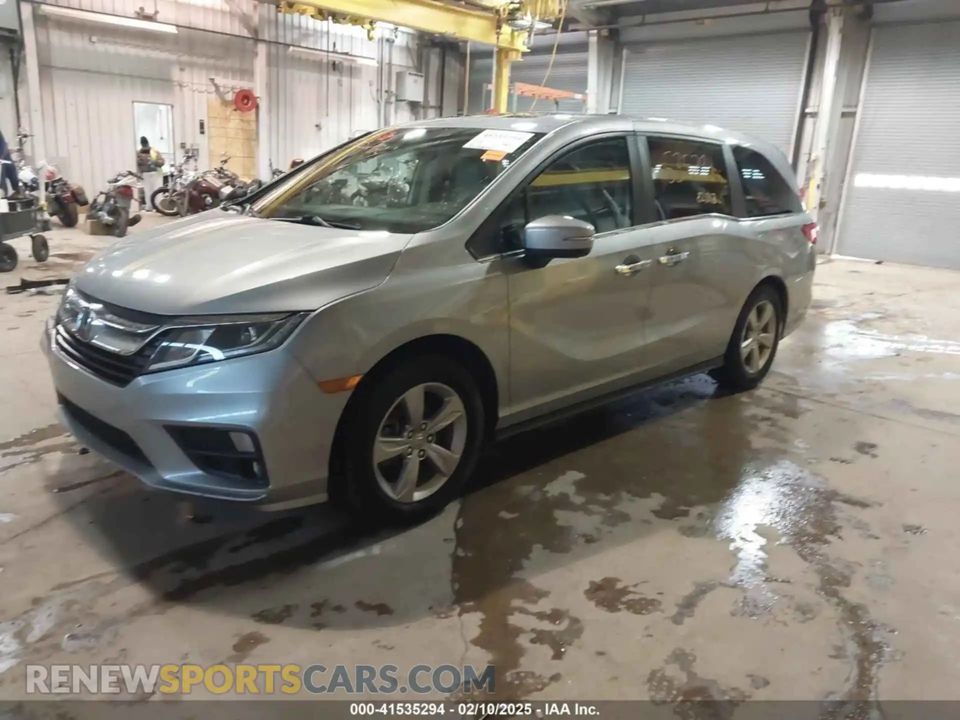 2 Photograph of a damaged car 5FNRL6H76LB042228 HONDA ODYSSEY 2020