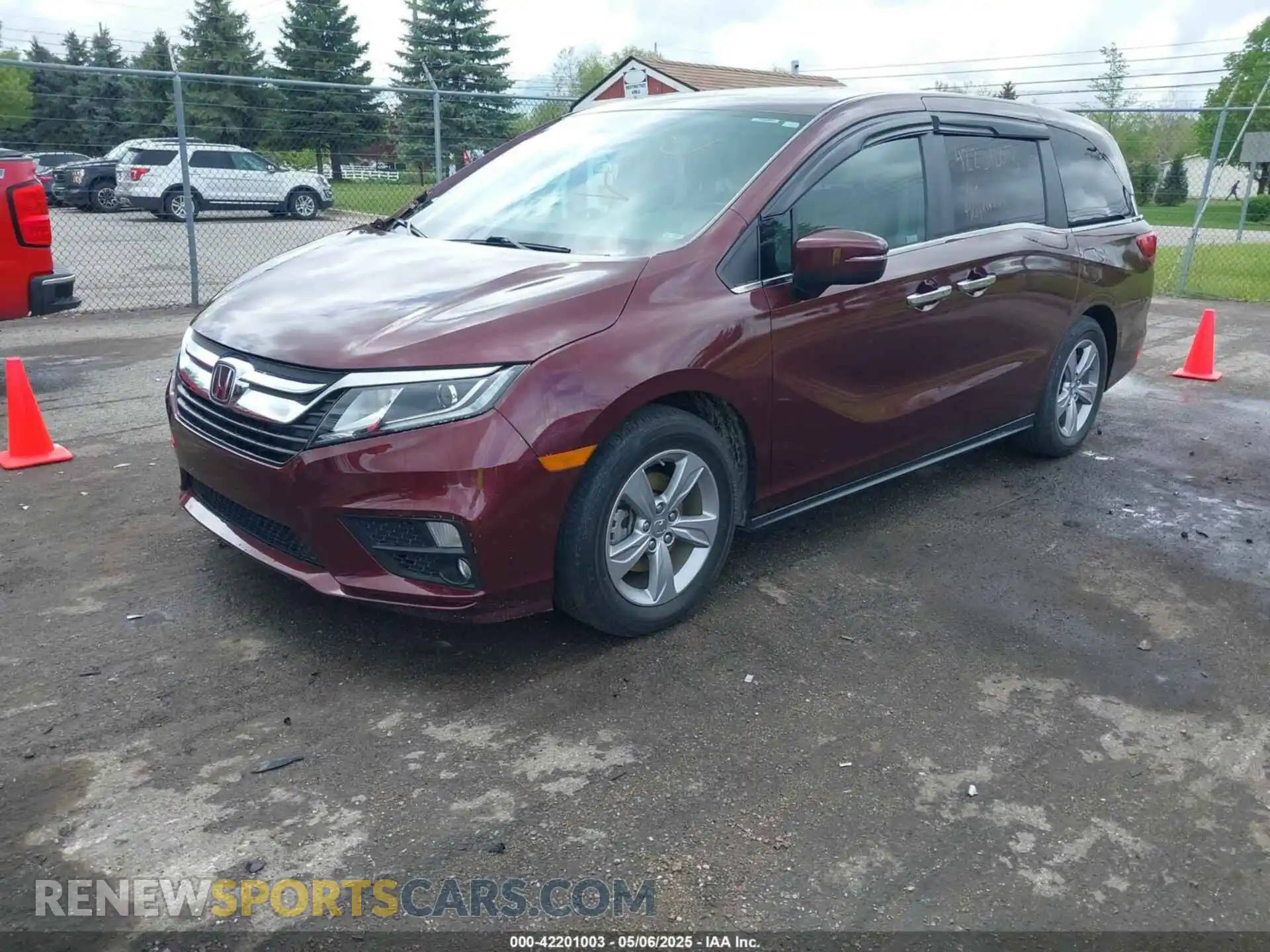 2 Photograph of a damaged car 5FNRL6H78LB041159 HONDA ODYSSEY 2020