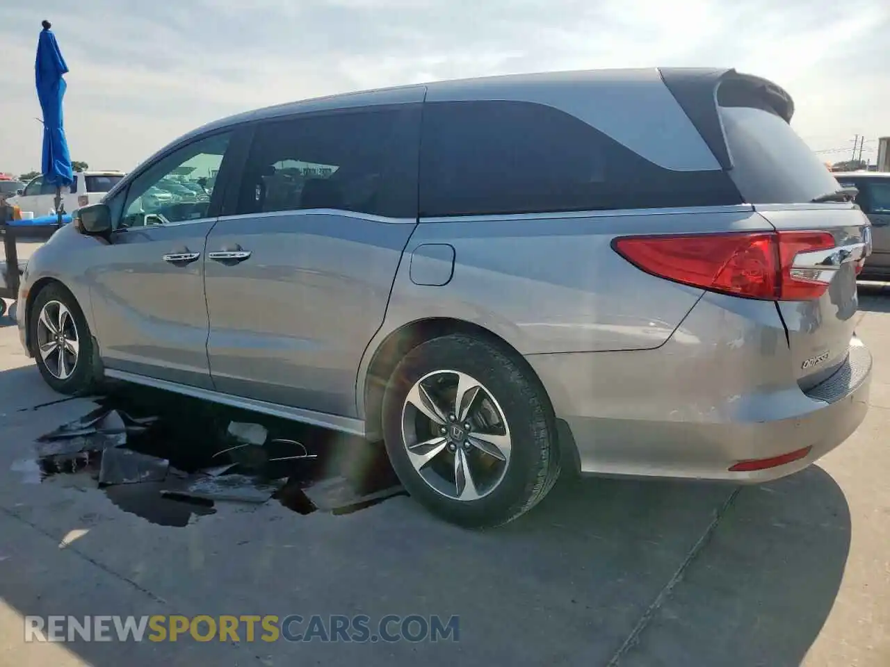 2 Photograph of a damaged car 5FNRL6H8XLB044086 HONDA ODYSSEY 2020