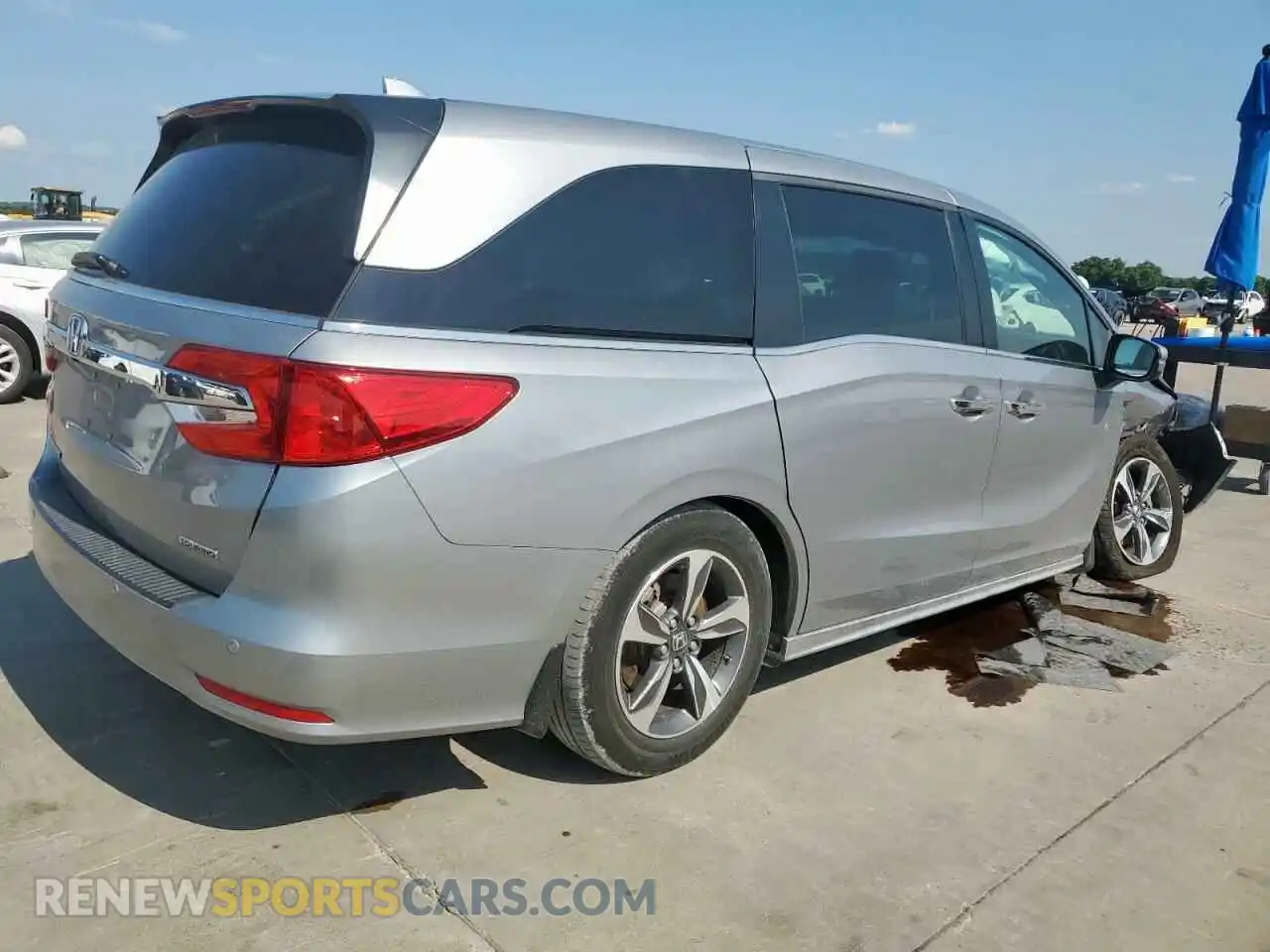 3 Photograph of a damaged car 5FNRL6H8XLB044086 HONDA ODYSSEY 2020