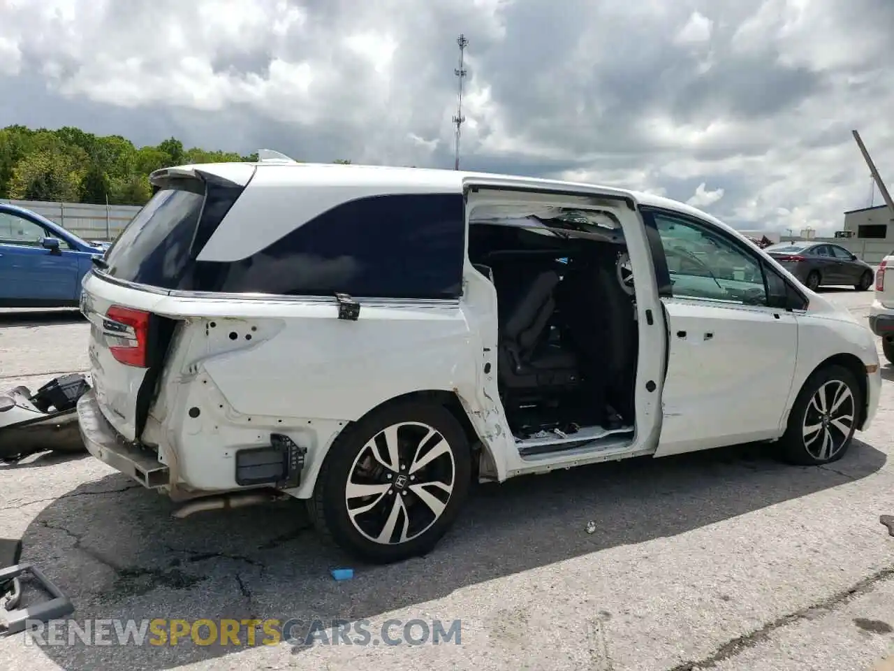 3 Photograph of a damaged car 5FNRL6H90LB052951 HONDA ODYSSEY 2020