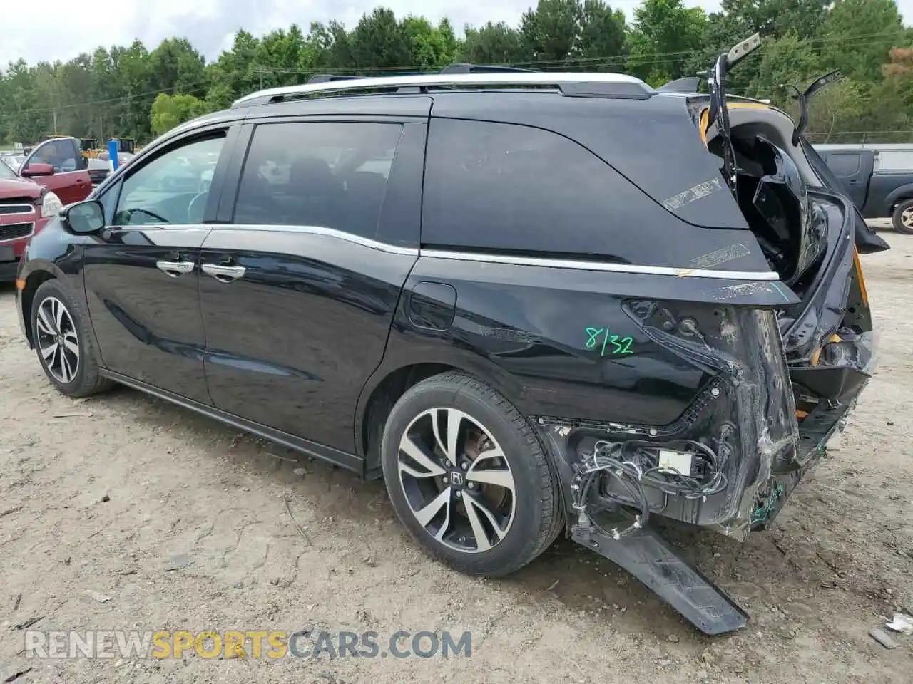 2 Photograph of a damaged car 5FNRL6H98LB037422 HONDA ODYSSEY 2020