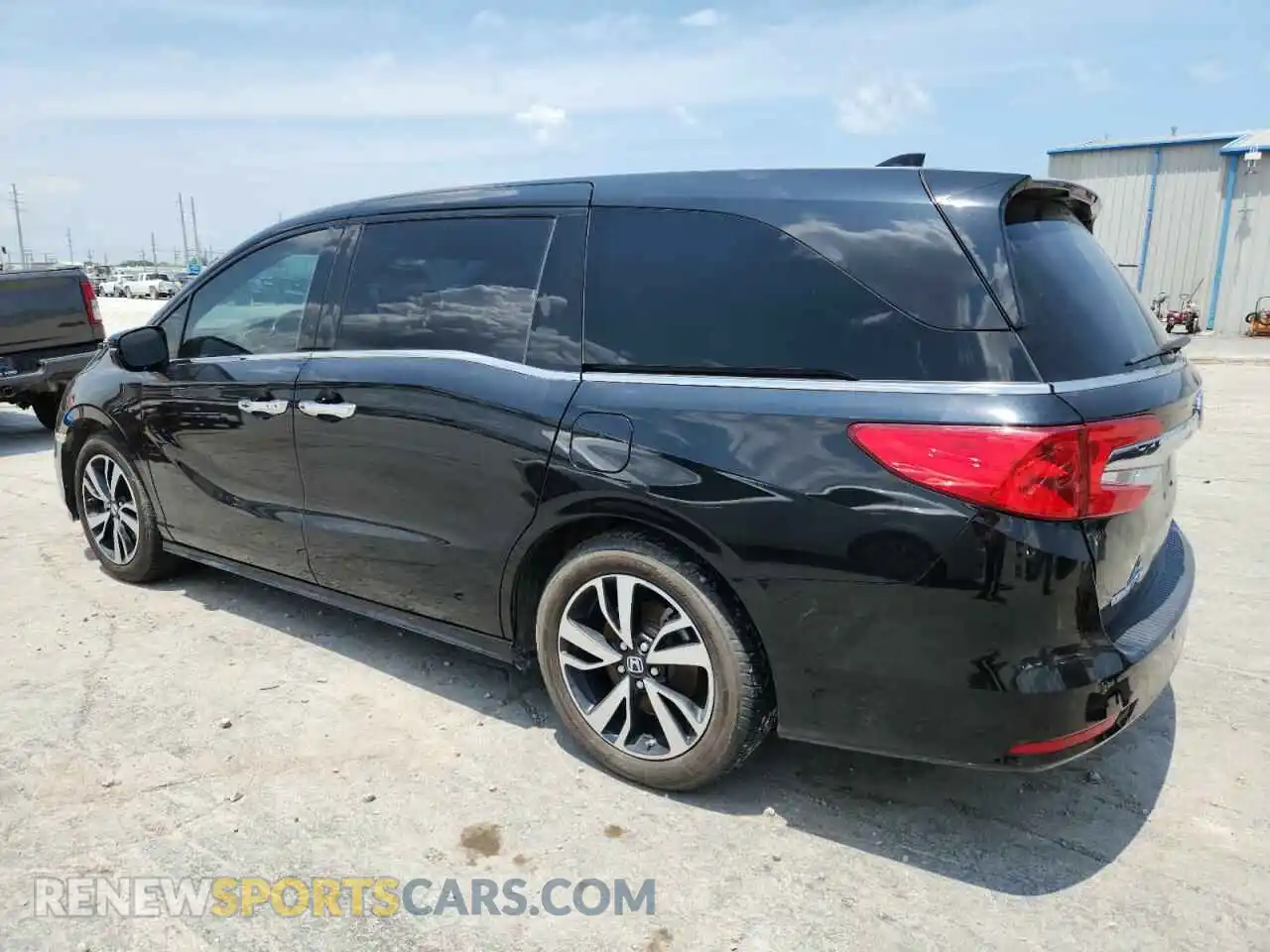 2 Photograph of a damaged car 5FNRL6H9XLB069692 HONDA ODYSSEY 2020