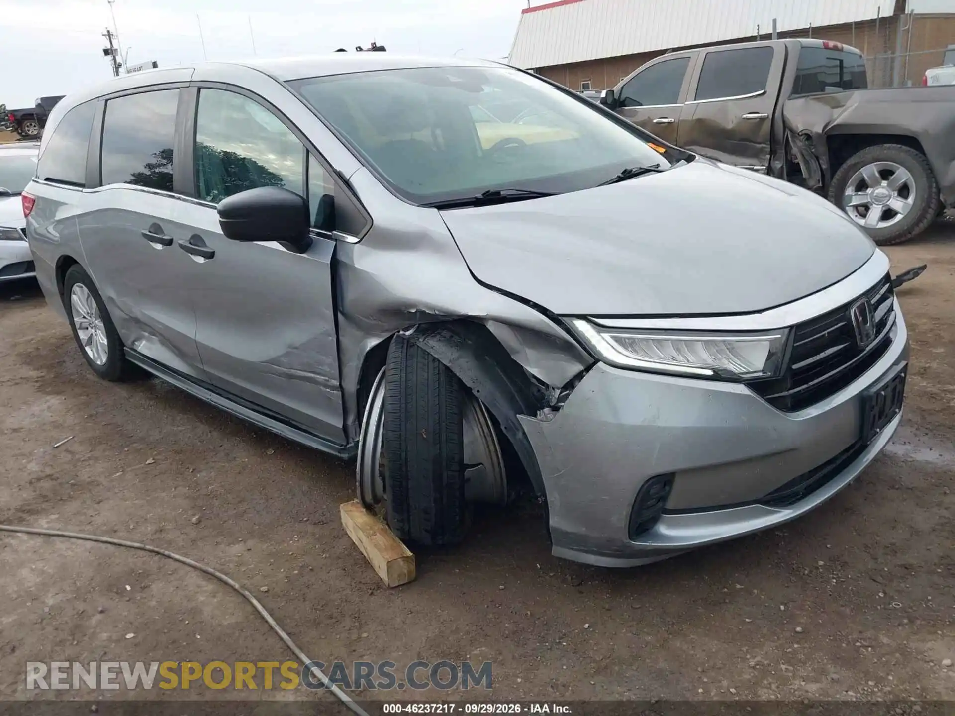 1 Photograph of a damaged car 5FNRL6H26MB007954 HONDA ODYSSEY 2021