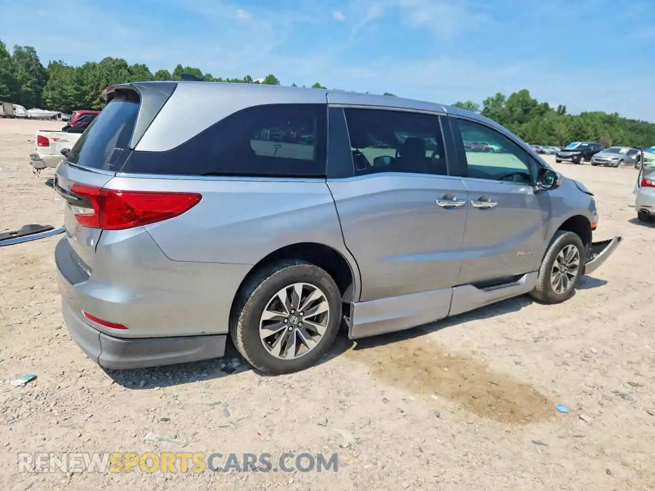 3 Photograph of a damaged car 5FNRL6H71MB014239 HONDA ODYSSEY 2021