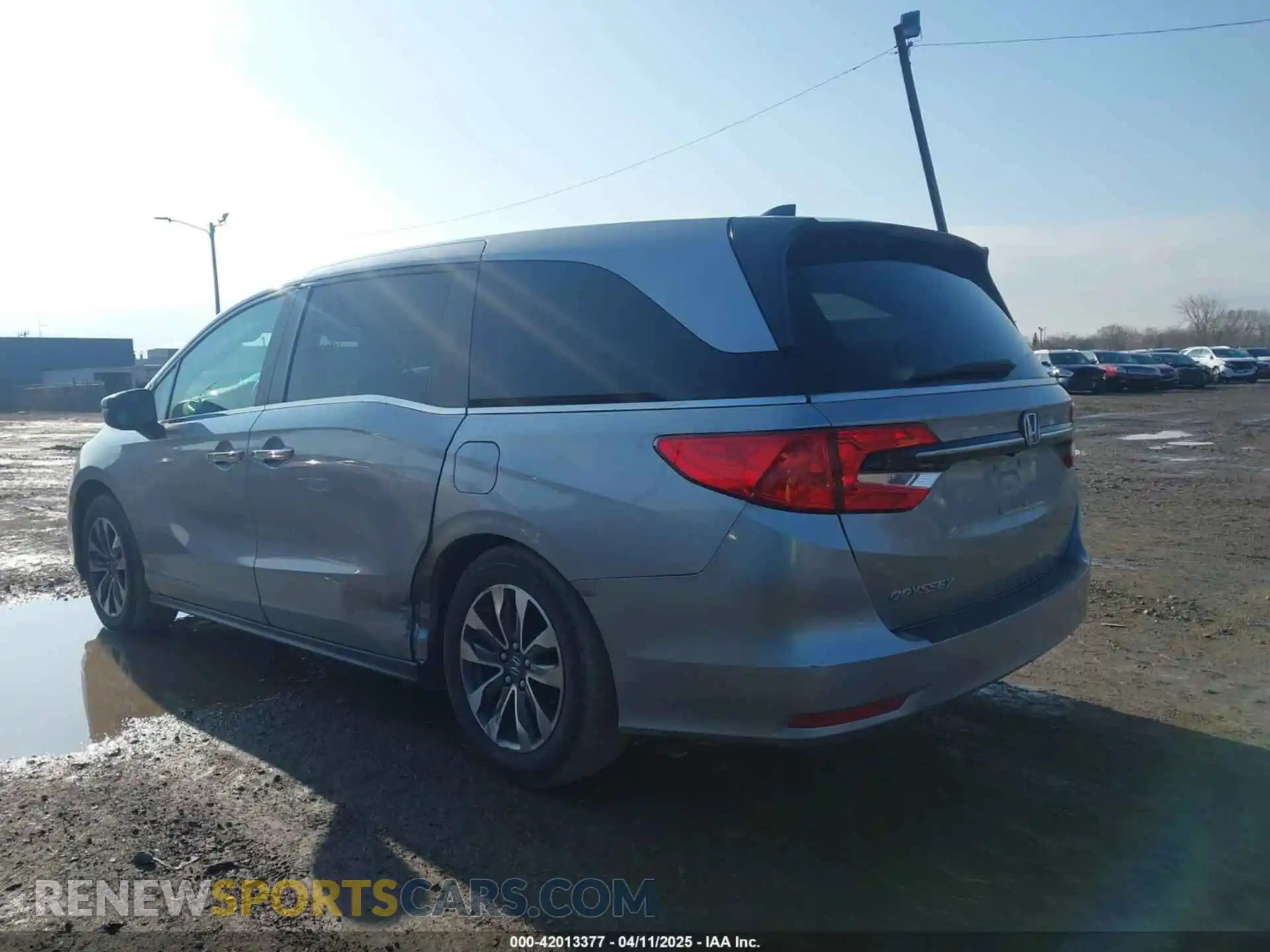 3 Photograph of a damaged car 5FNRL6H76MB033269 HONDA ODYSSEY 2021