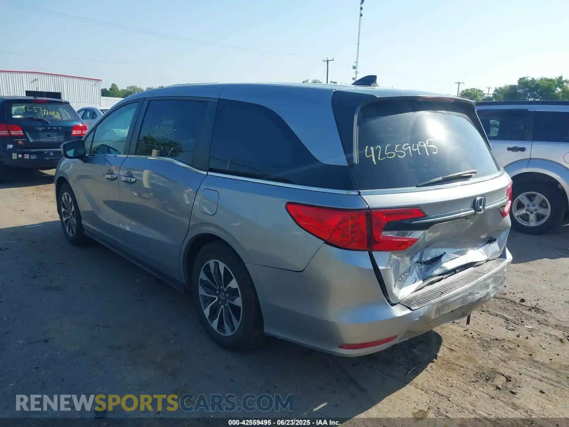 3 Photograph of a damaged car 5FNRL6H78MB037906 HONDA ODYSSEY 2021