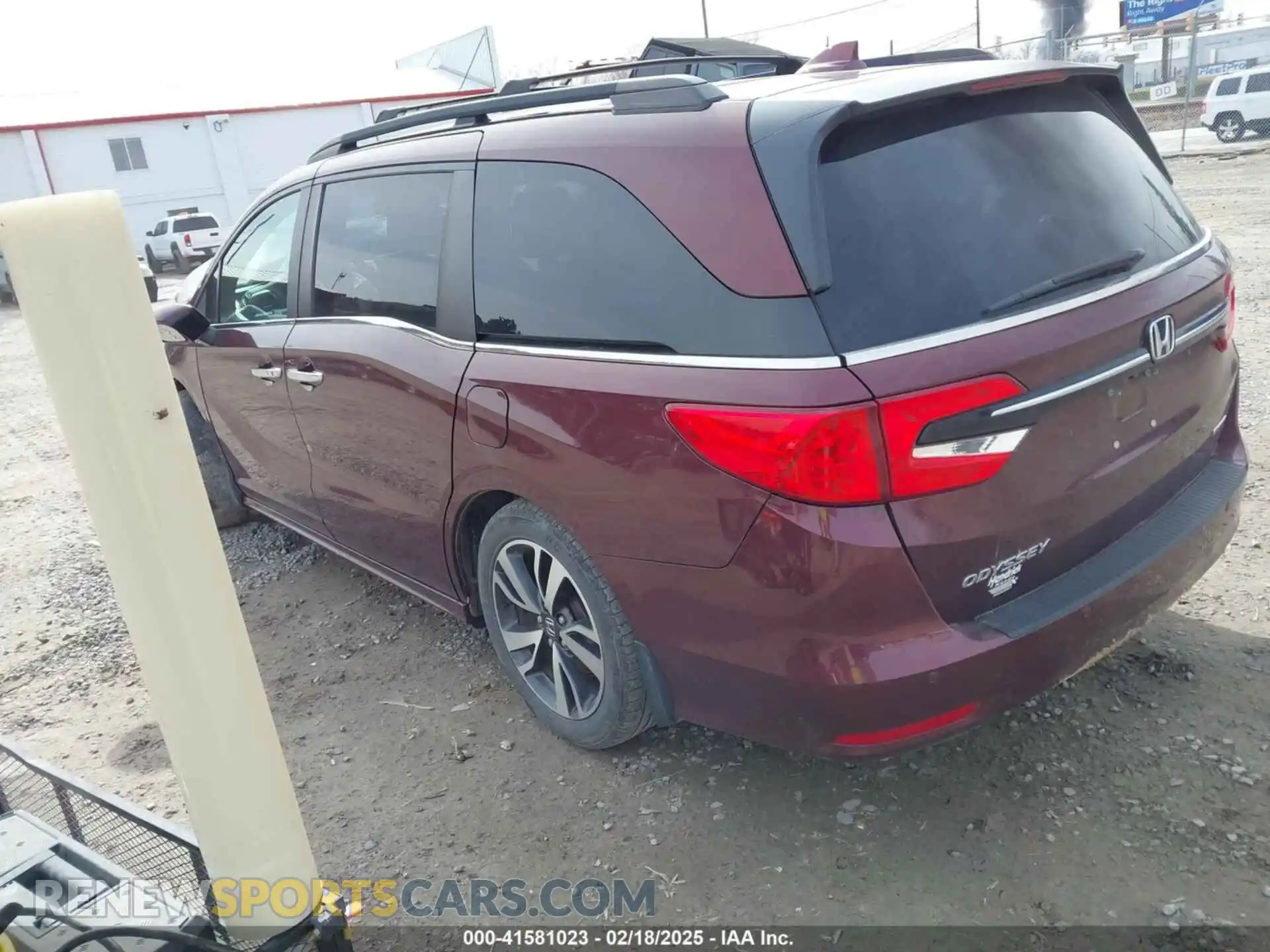 3 Photograph of a damaged car 5FNRL6H80MB020994 HONDA ODYSSEY 2021