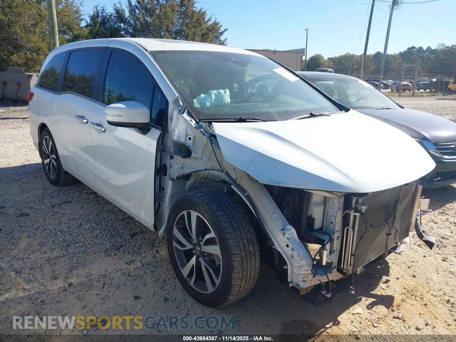 1 Photograph of a damaged car 5FNRL6H81MB018266 HONDA ODYSSEY 2021