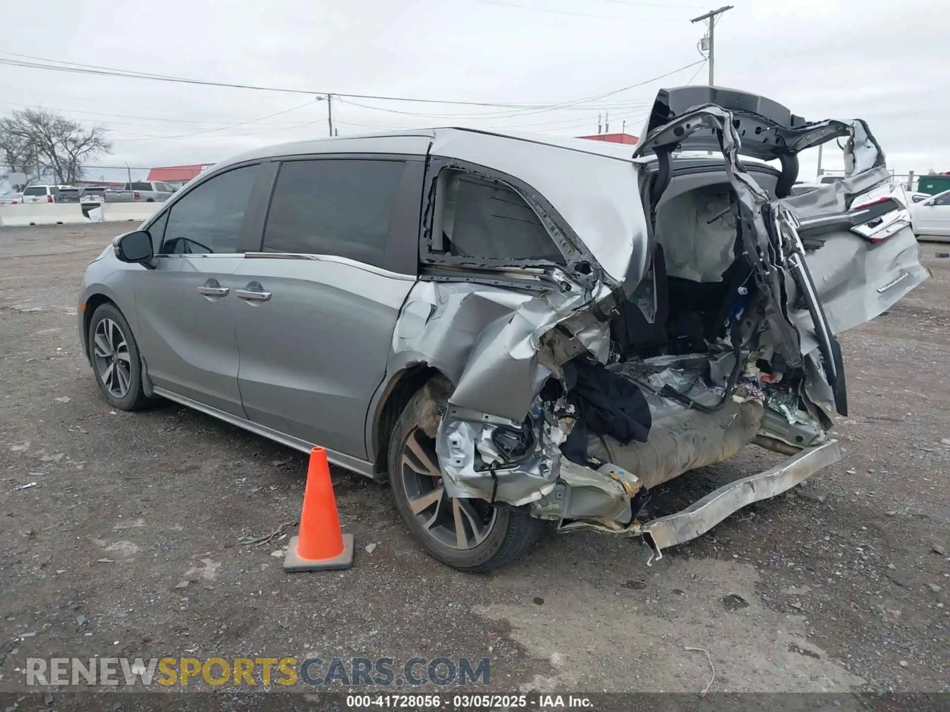 3 Photograph of a damaged car 5FNRL6H82MB009480 HONDA ODYSSEY 2021