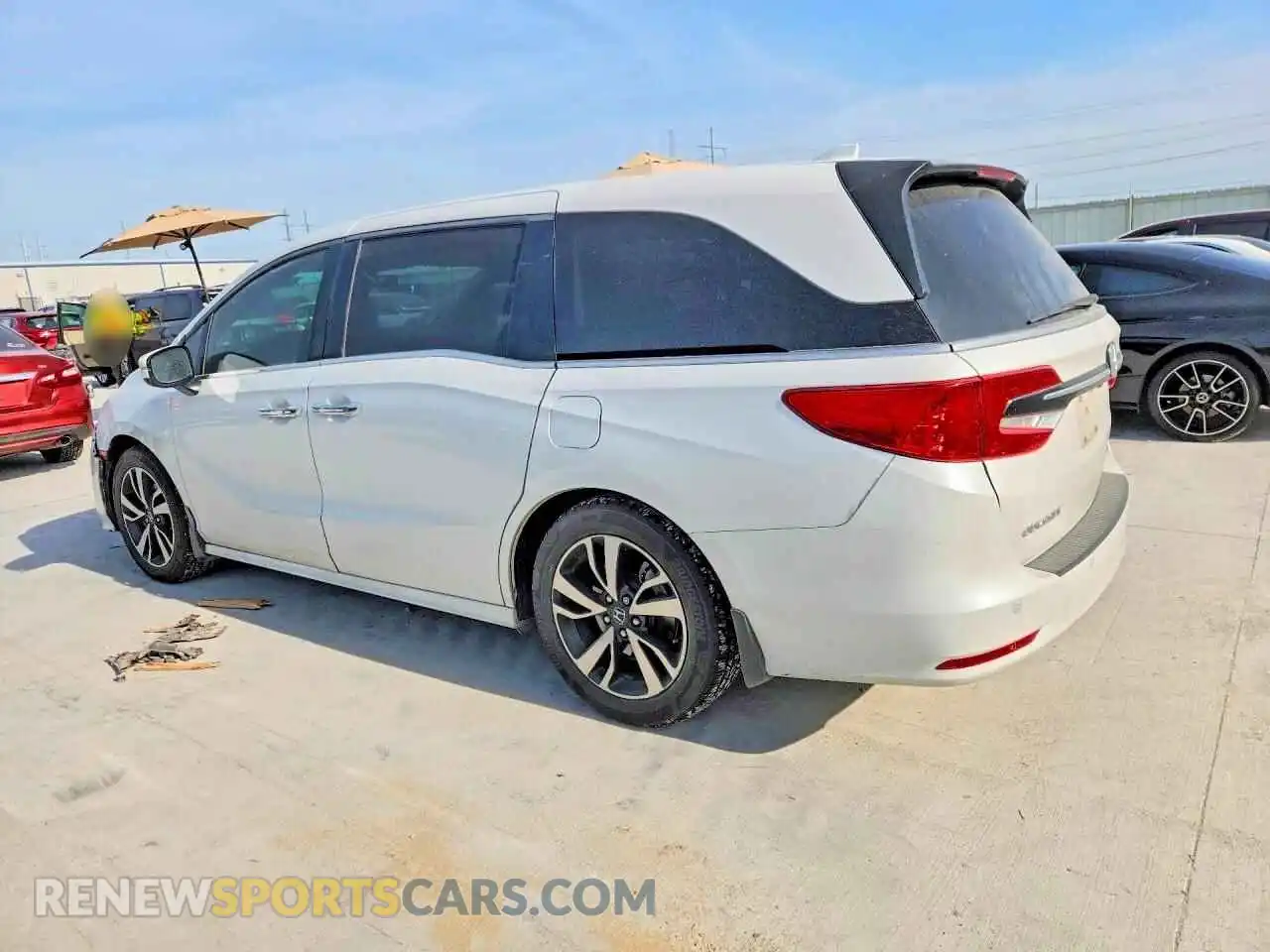 2 Photograph of a damaged car 5FNRL6H85MB017878 HONDA ODYSSEY 2021