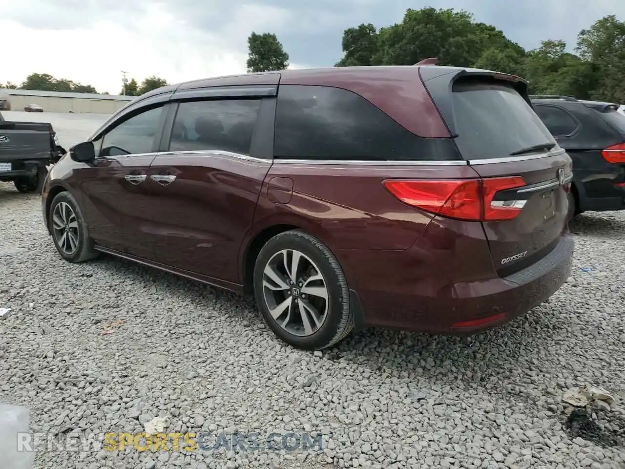 2 fotografías del automóvil dañado 5FNRL6H87MB003366 HONDA ODYSSEY 2021