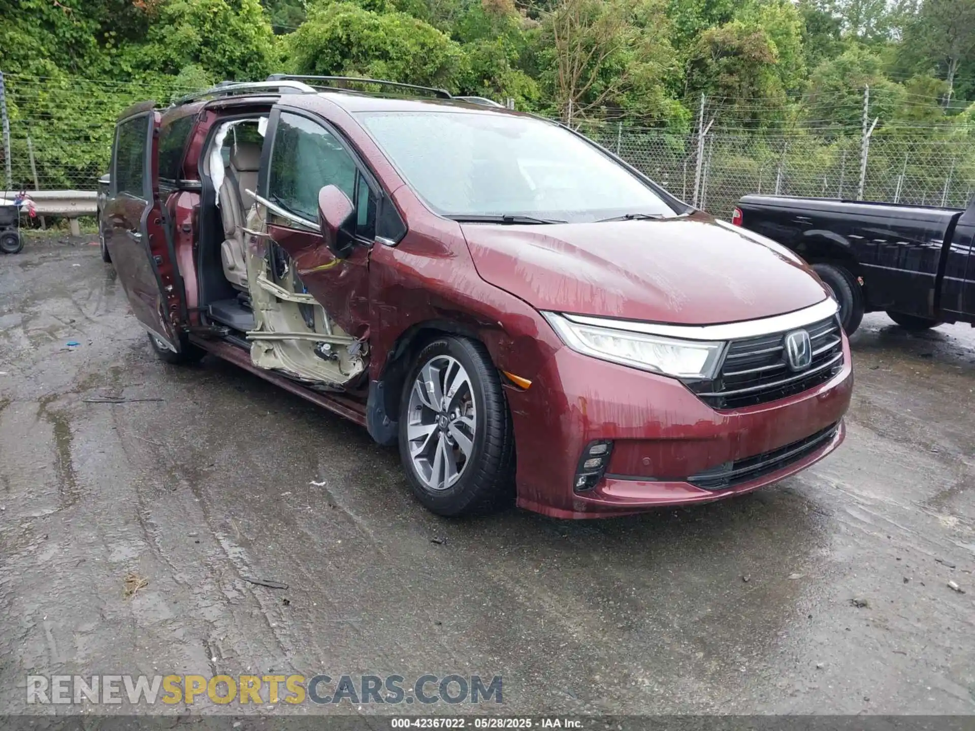 1 Photograph of a damaged car 5FNRL6H88MB006938 HONDA ODYSSEY 2021