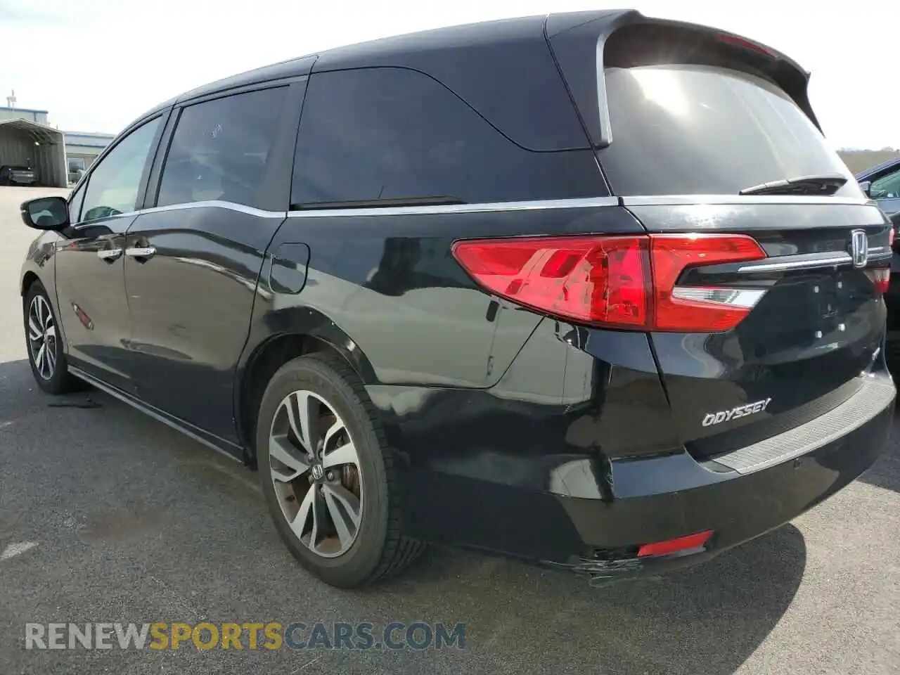 2 Photograph of a damaged car 5FNRL6H89MB008147 HONDA ODYSSEY 2021