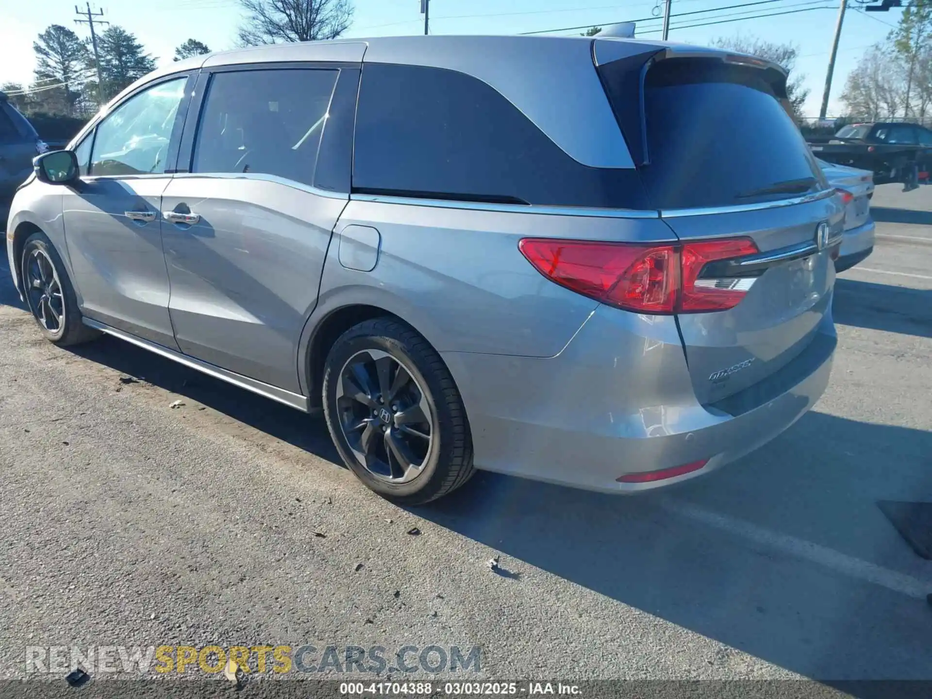 3 Photograph of a damaged car 5FNRL6H95MB010874 HONDA ODYSSEY 2021