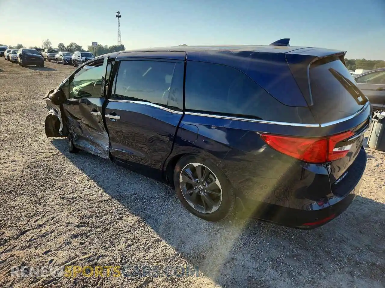 2 Photograph of a damaged car 5FNRL6H9XMB015519 HONDA ODYSSEY 2021