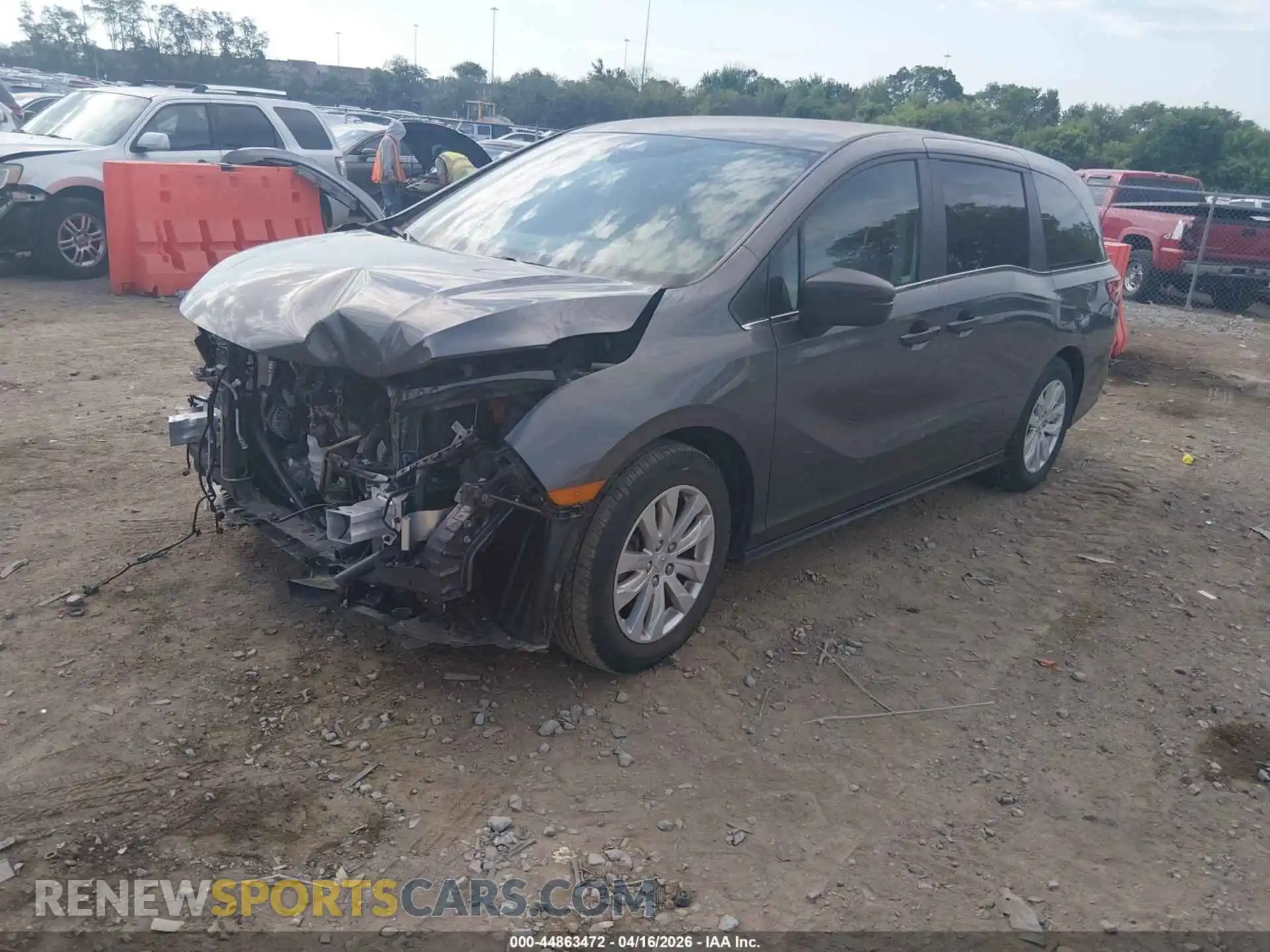 2 Photograph of a damaged car 5FNRL6H22NB015938 HONDA ODYSSEY 2022