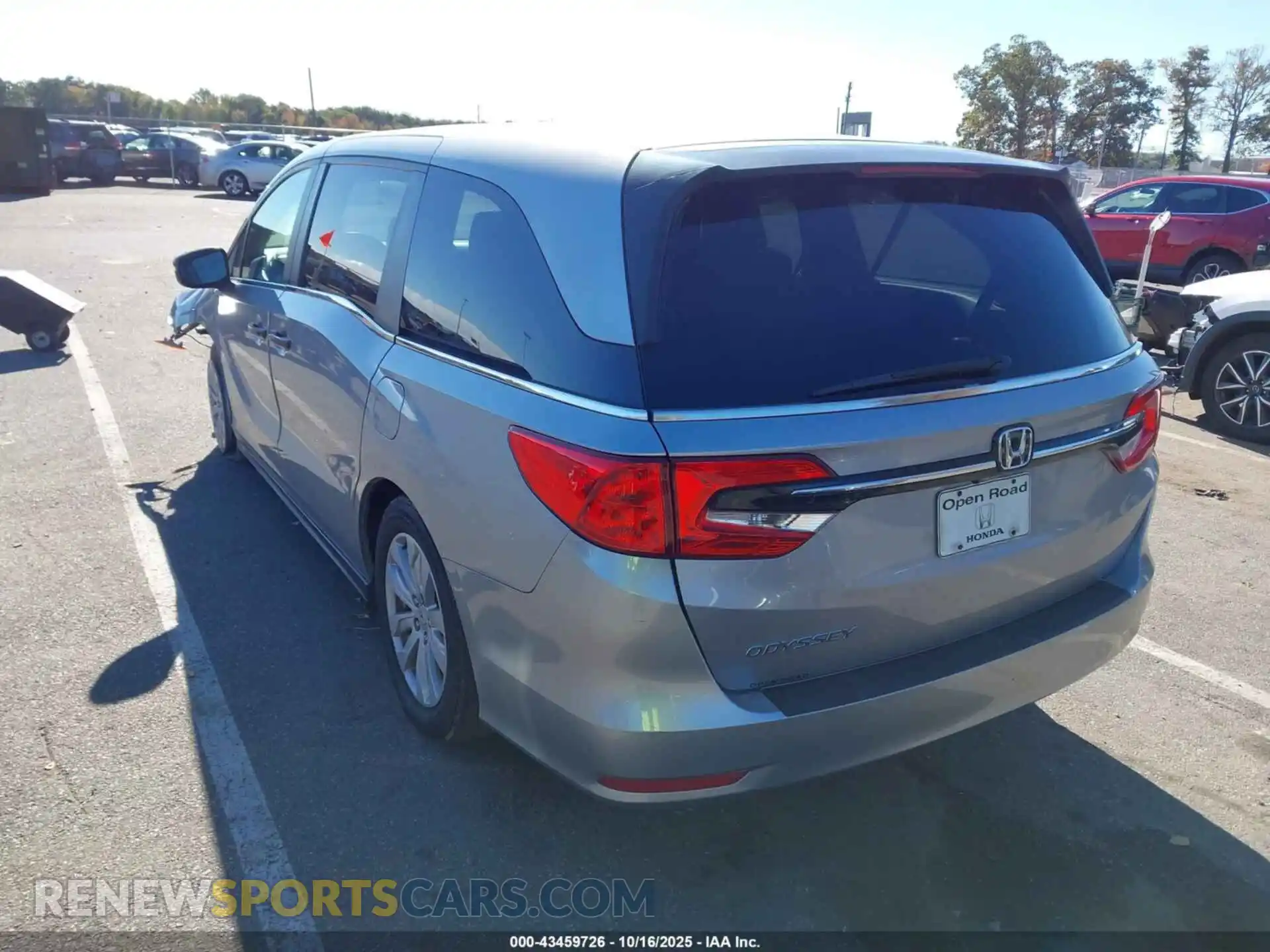 3 Photograph of a damaged car 5FNRL6H29NB009148 HONDA ODYSSEY 2022