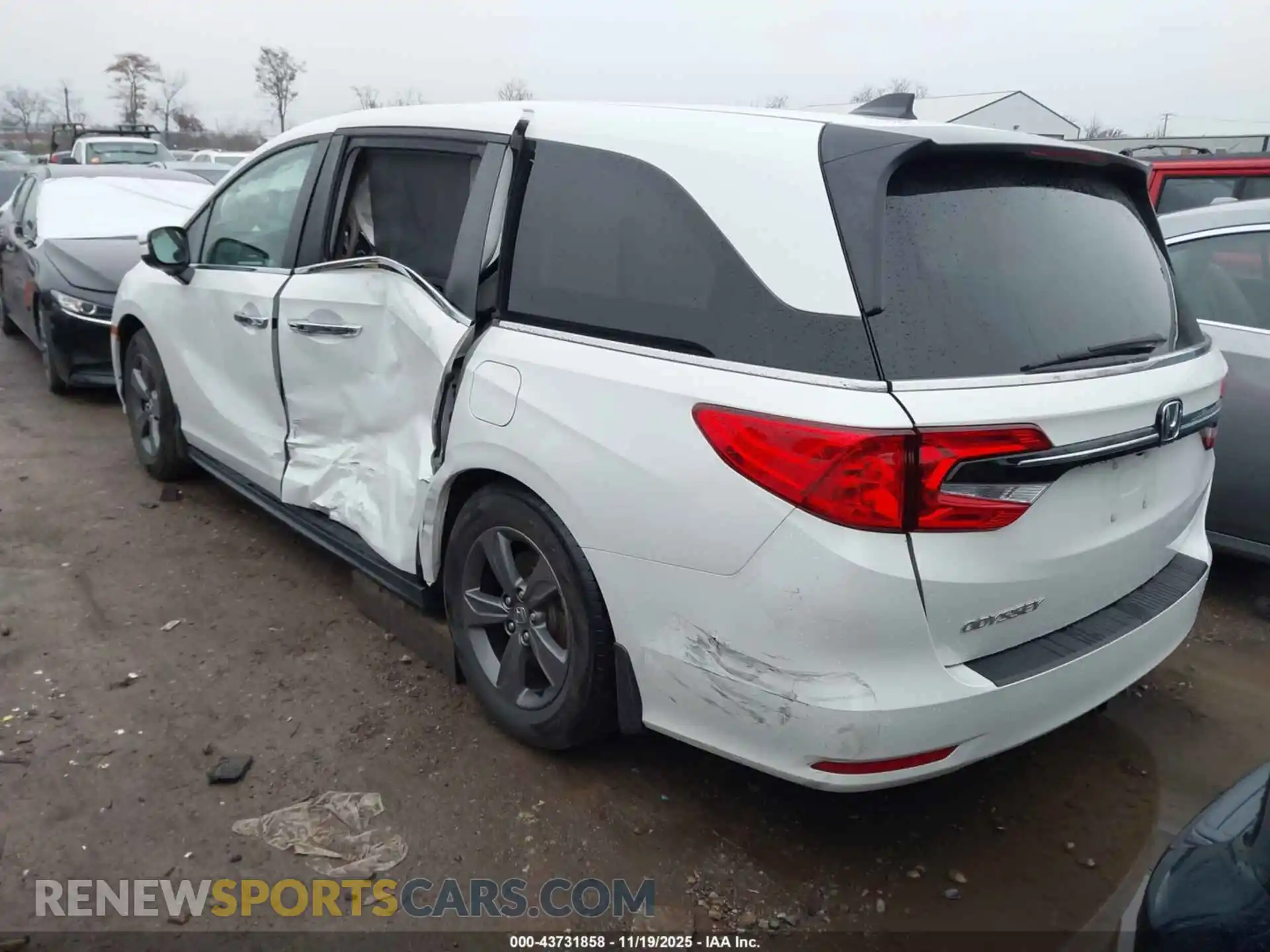 3 Photograph of a damaged car 5FNRL6H57NB033264 HONDA ODYSSEY 2022