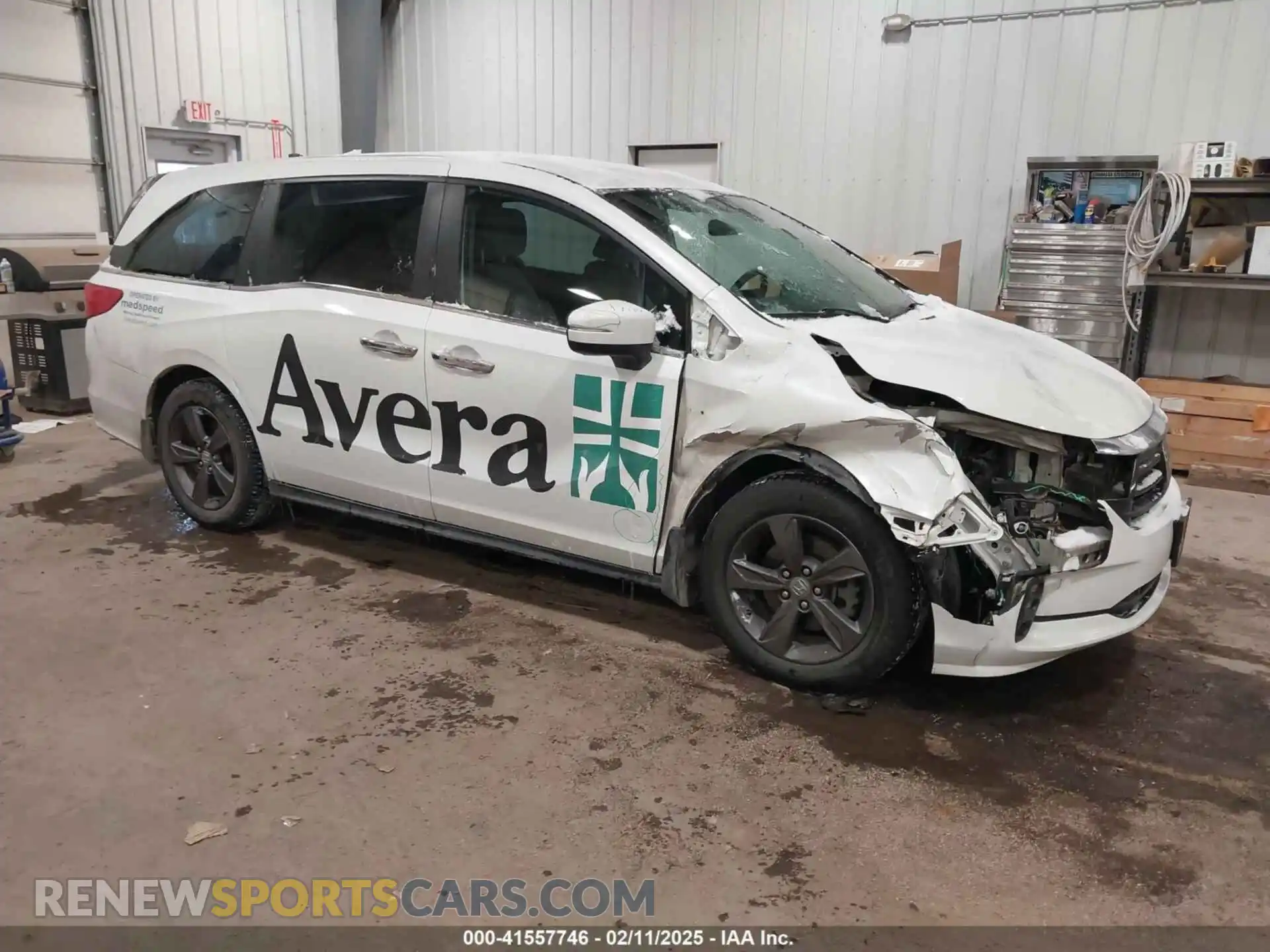1 Photograph of a damaged car 5FNRL6H59NB033332 HONDA ODYSSEY 2022