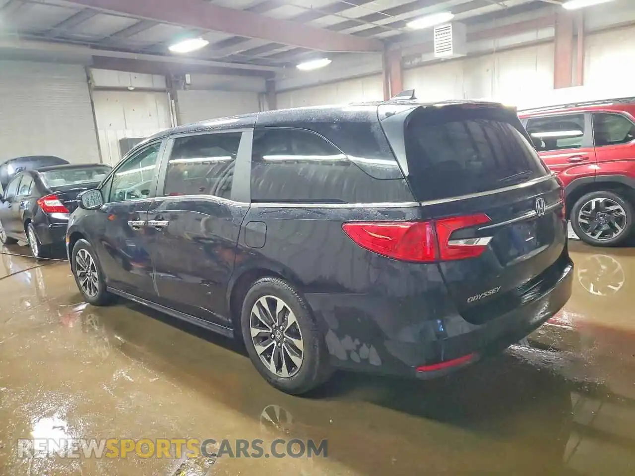 2 Photograph of a damaged car 5FNRL6H72NB047946 HONDA ODYSSEY 2022