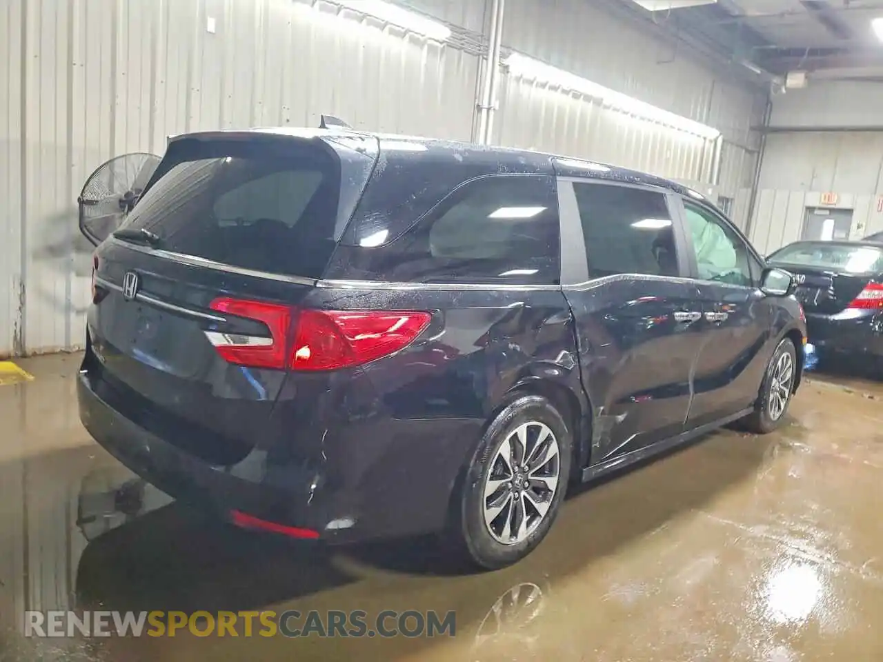 3 Photograph of a damaged car 5FNRL6H72NB047946 HONDA ODYSSEY 2022