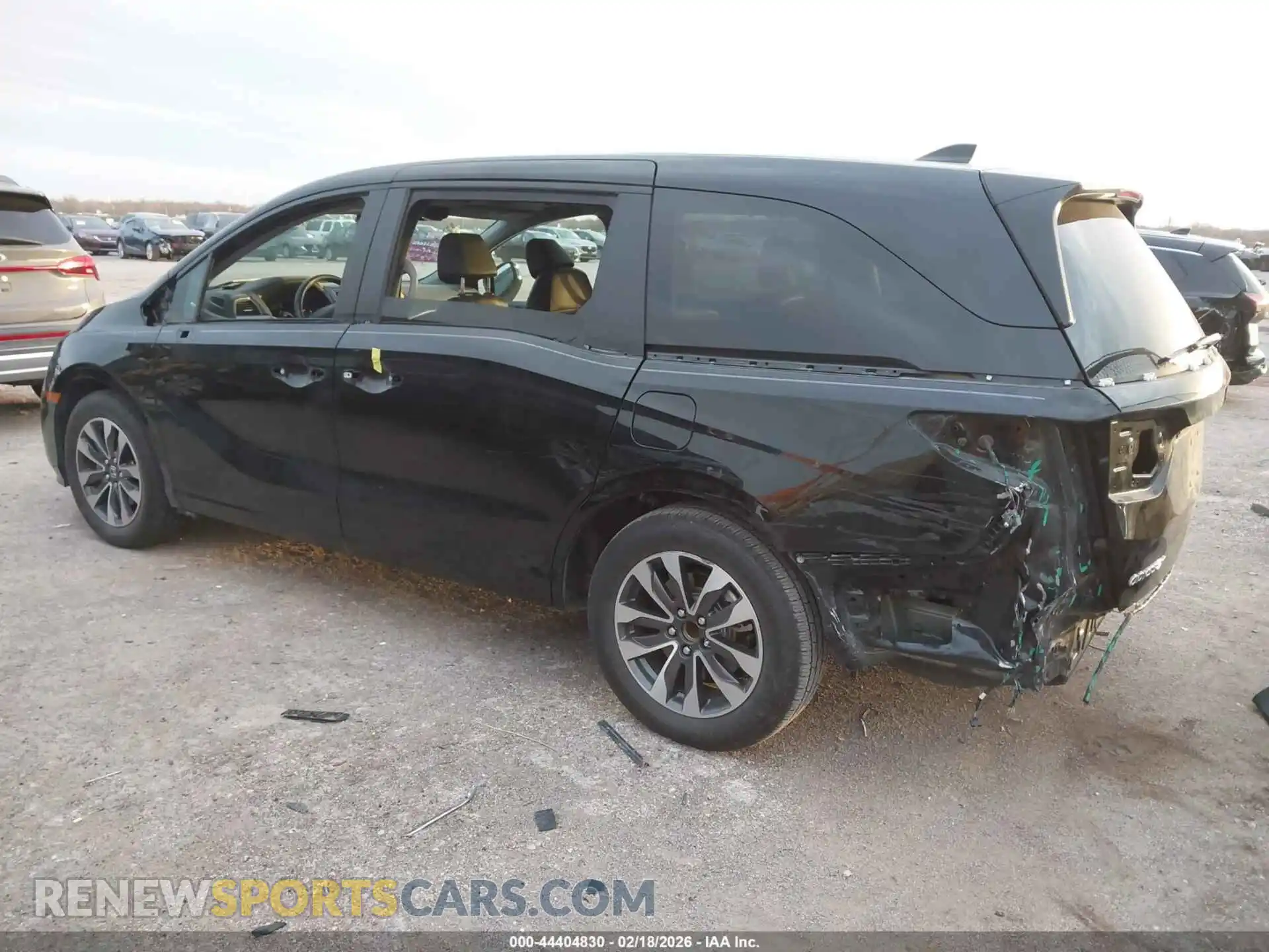 3 Photograph of a damaged car 5FNRL6H74NB014589 HONDA ODYSSEY 2022